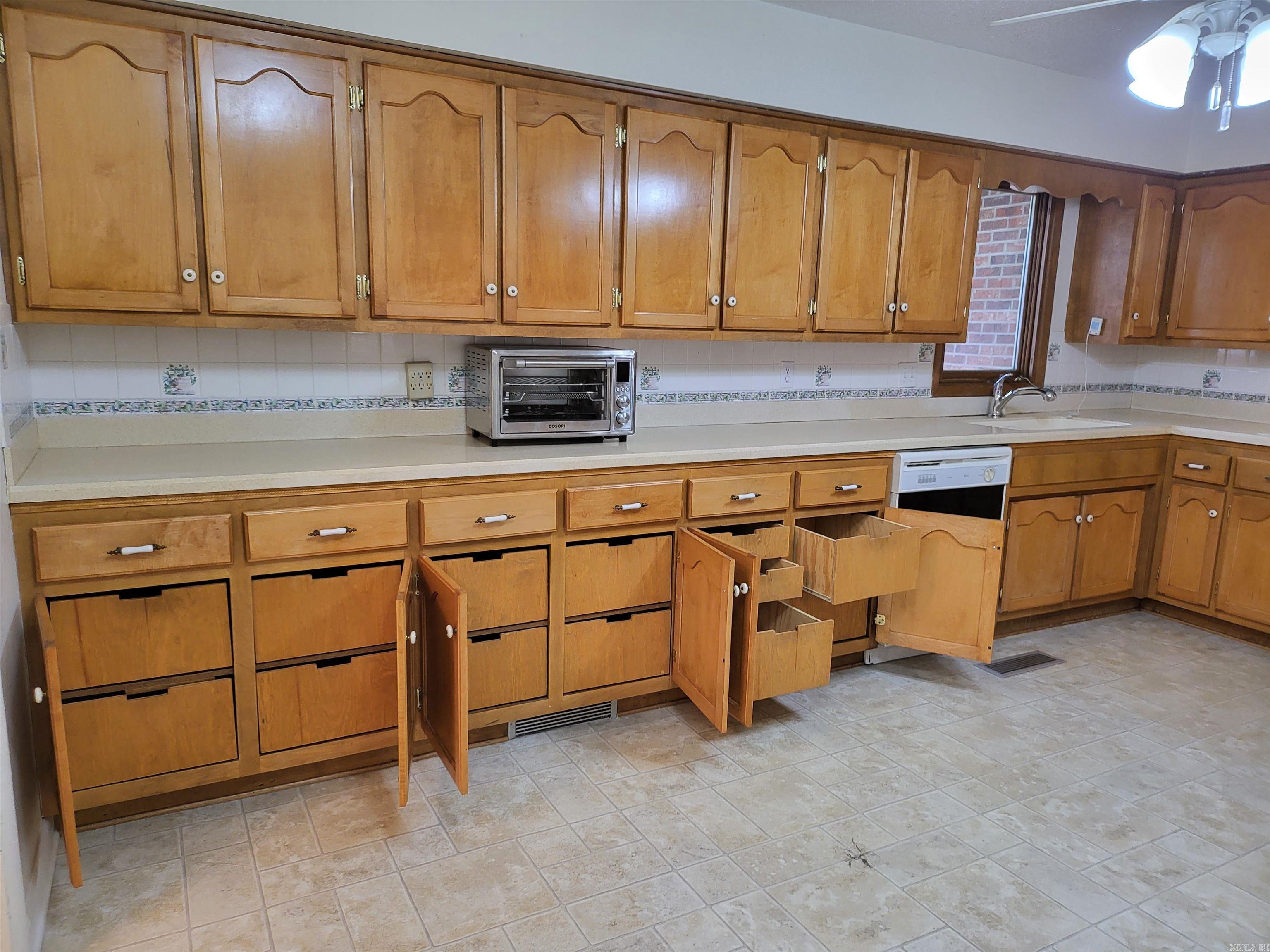 2609 Glenwood  Jonesboro, AR