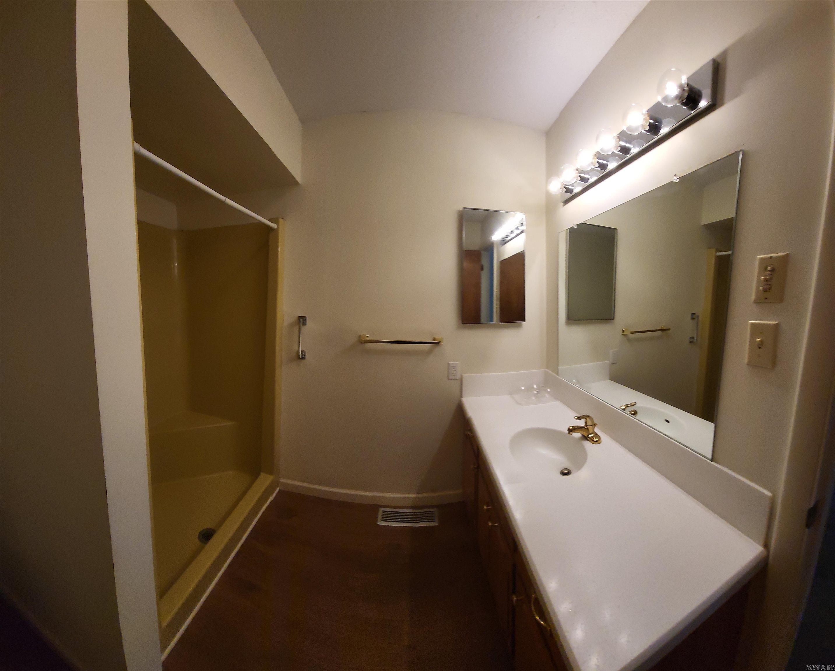 2609 Glenwood  Jonesboro, AR