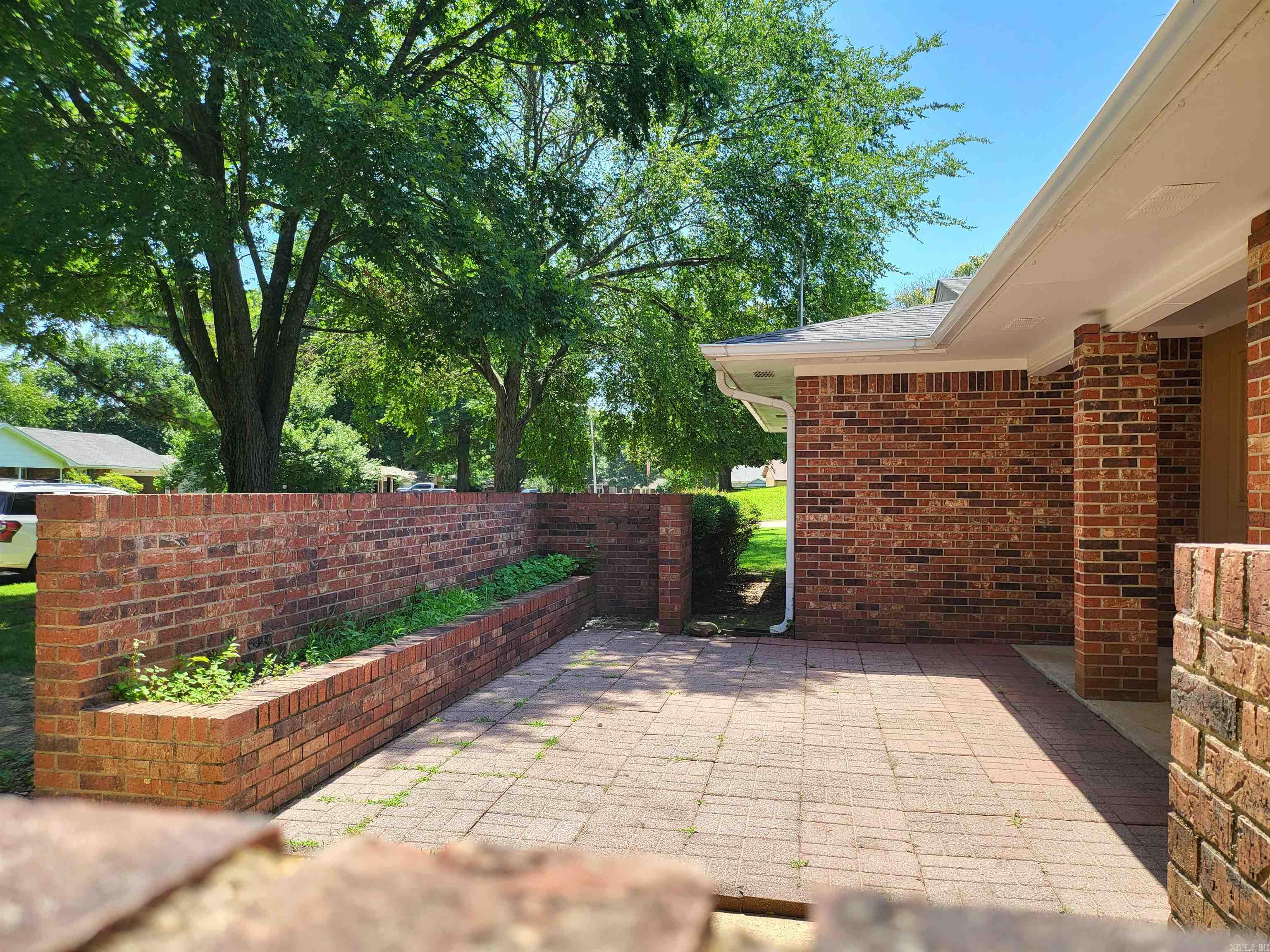 2609 Glenwood  Jonesboro, AR