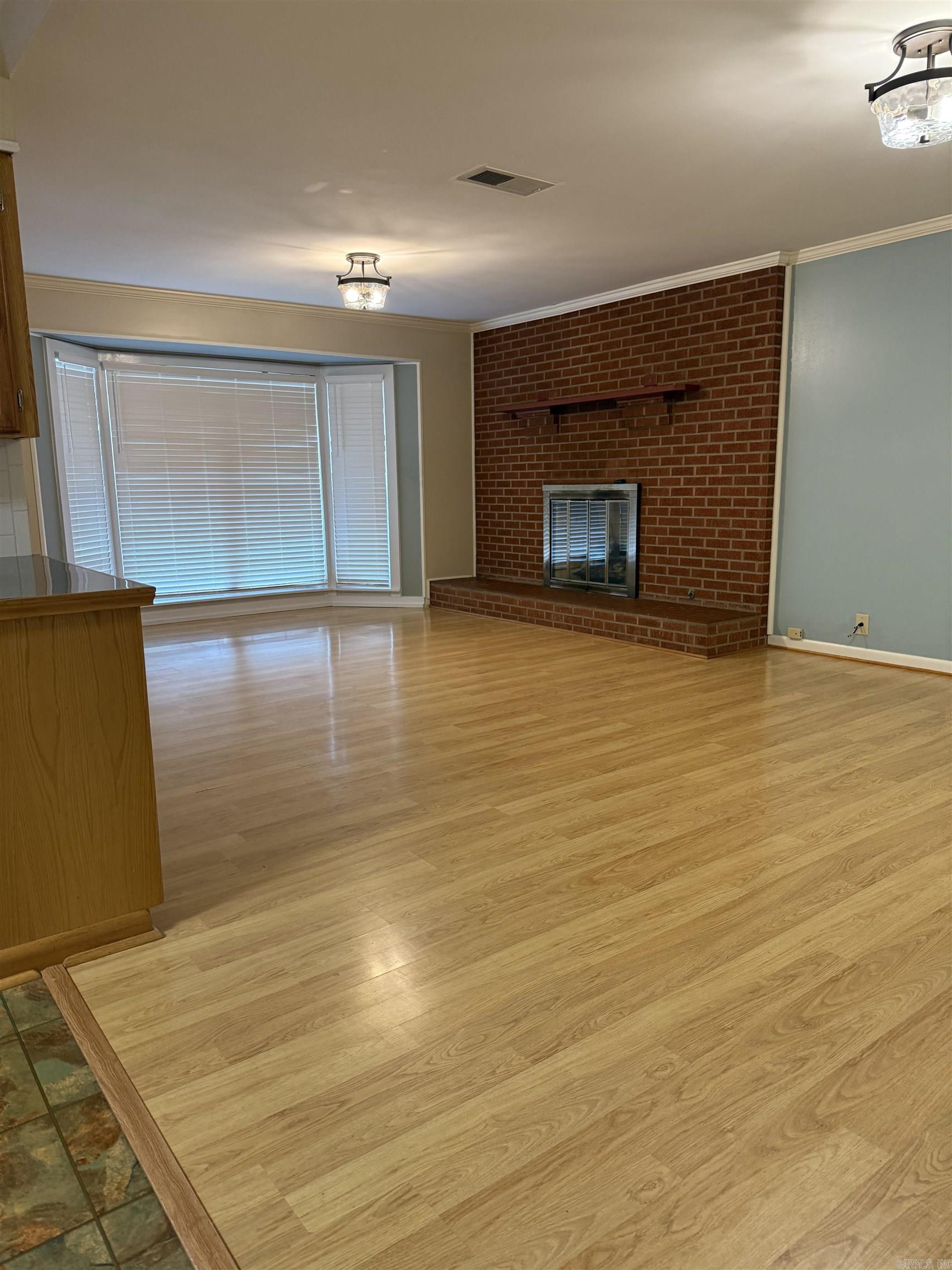 1001 W Johnson  Nashville, AR