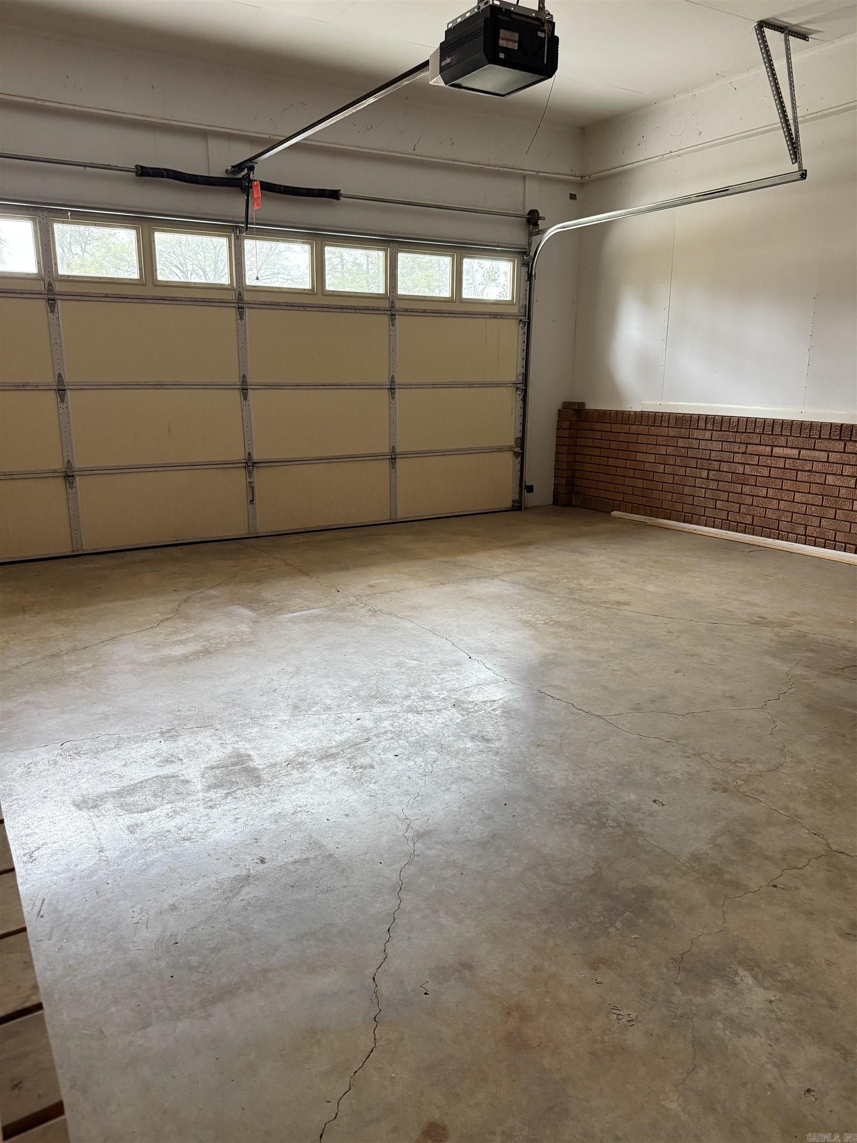 1001 W Johnson  Nashville, AR