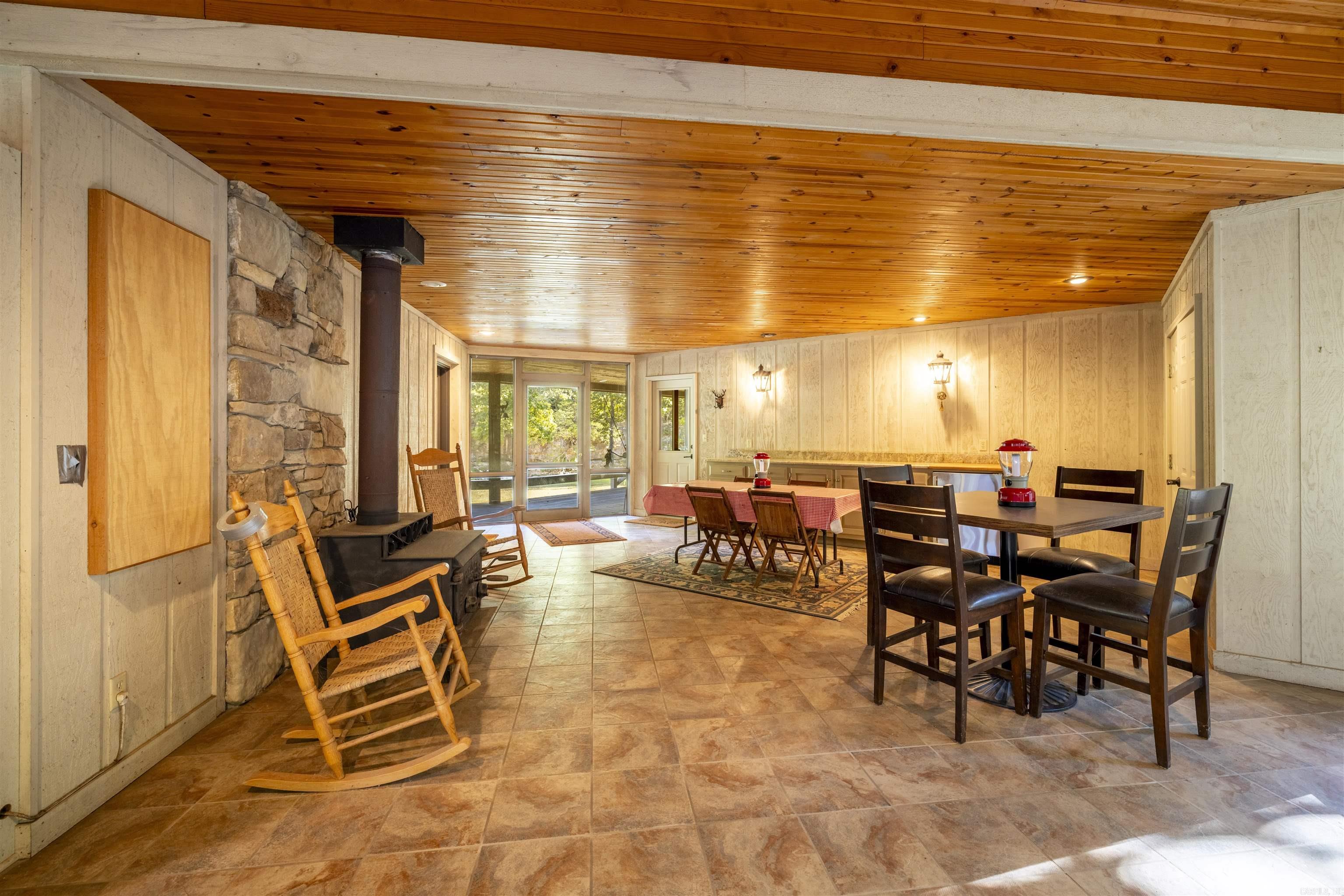 505 Clabber Lane  Yellville, AR