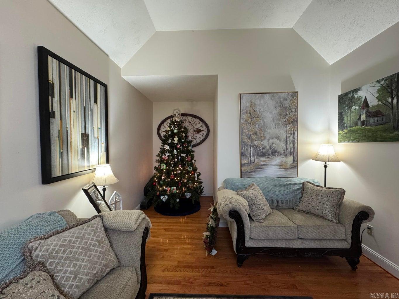 910 Nelsonville  Smithville, AR