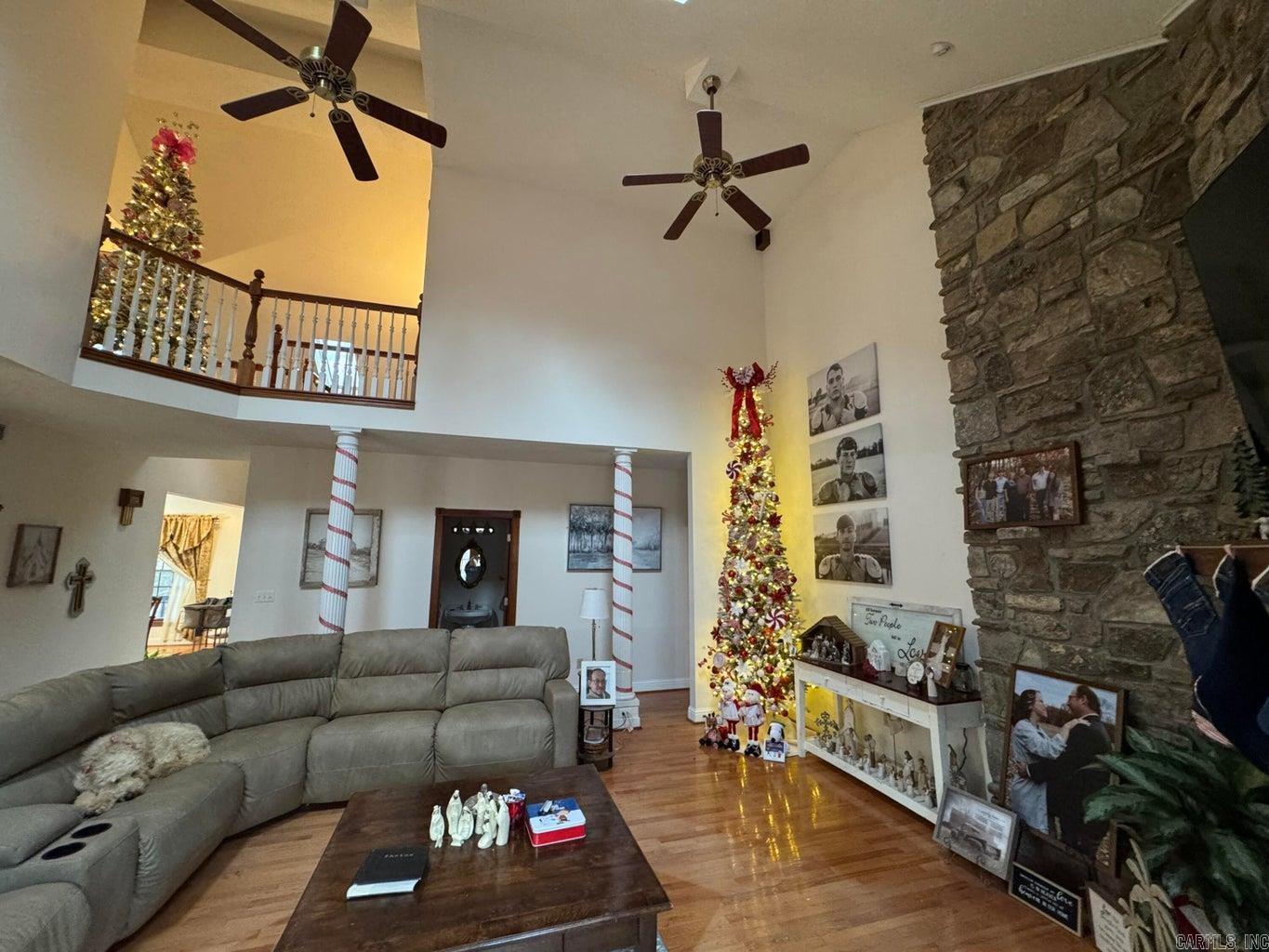 910 Nelsonville  Smithville, AR