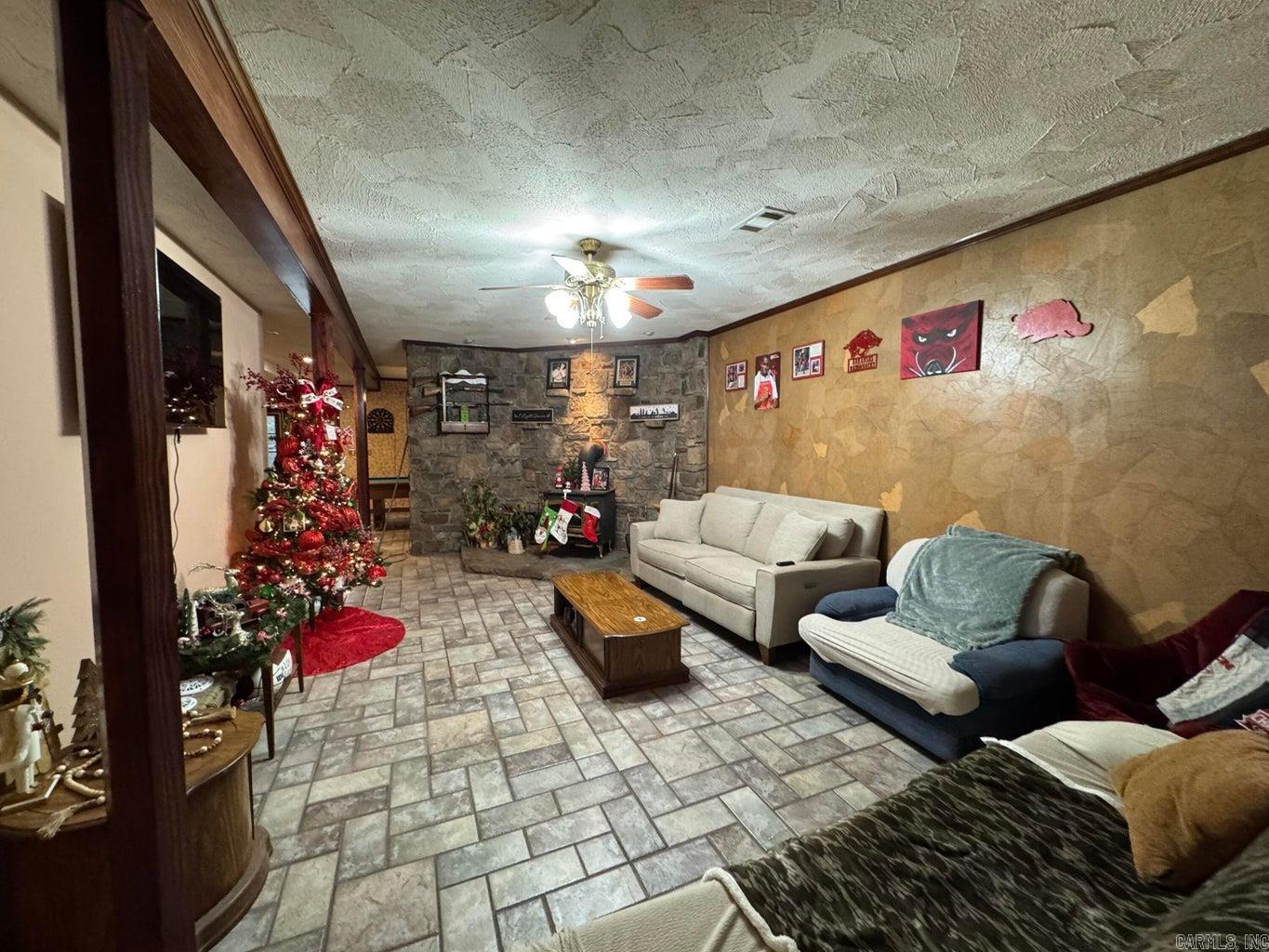 910 Nelsonville  Smithville, AR