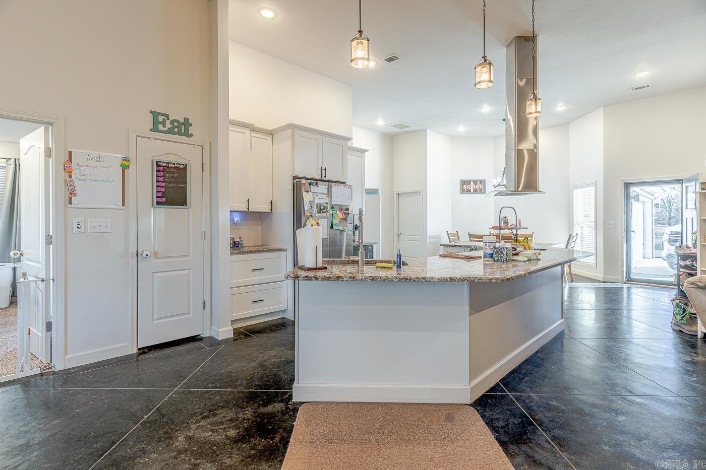 697 Old Bridger  Jonesboro, AR