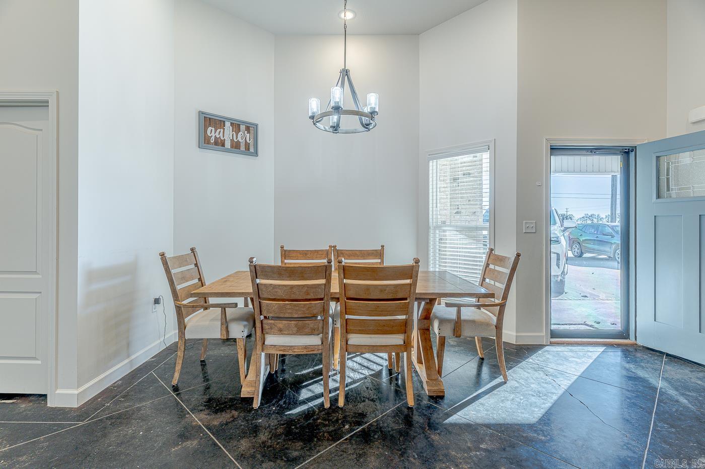 697 Old Bridger  Jonesboro, AR