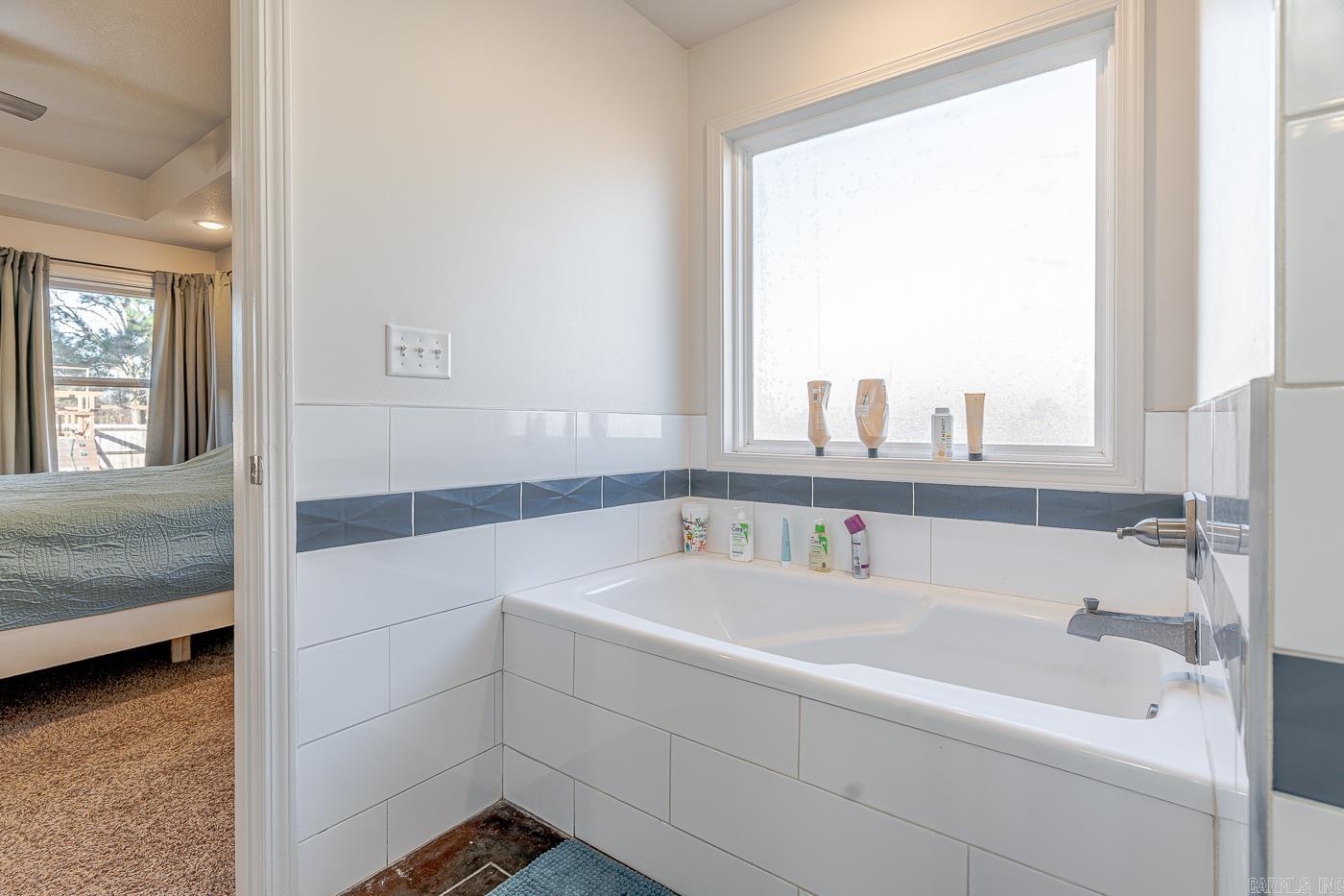 697 Old Bridger  Jonesboro, AR