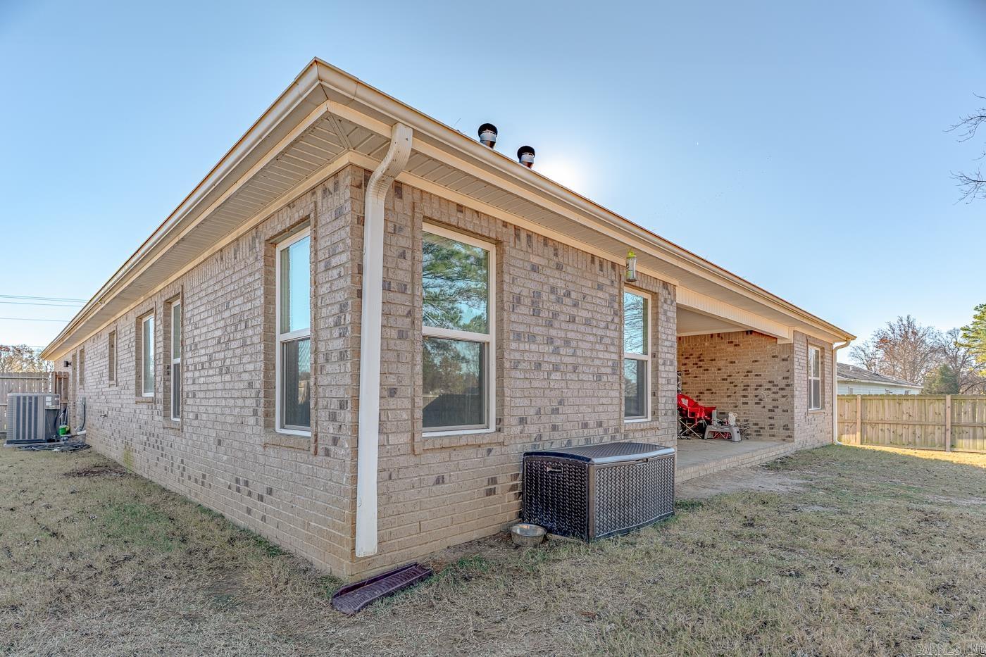 697 Old Bridger  Jonesboro, AR