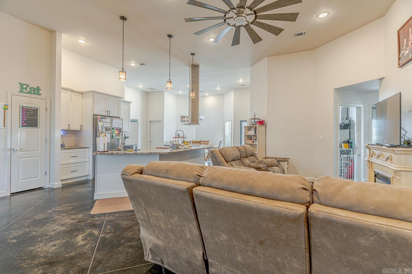 697 Old Bridger  Jonesboro, AR