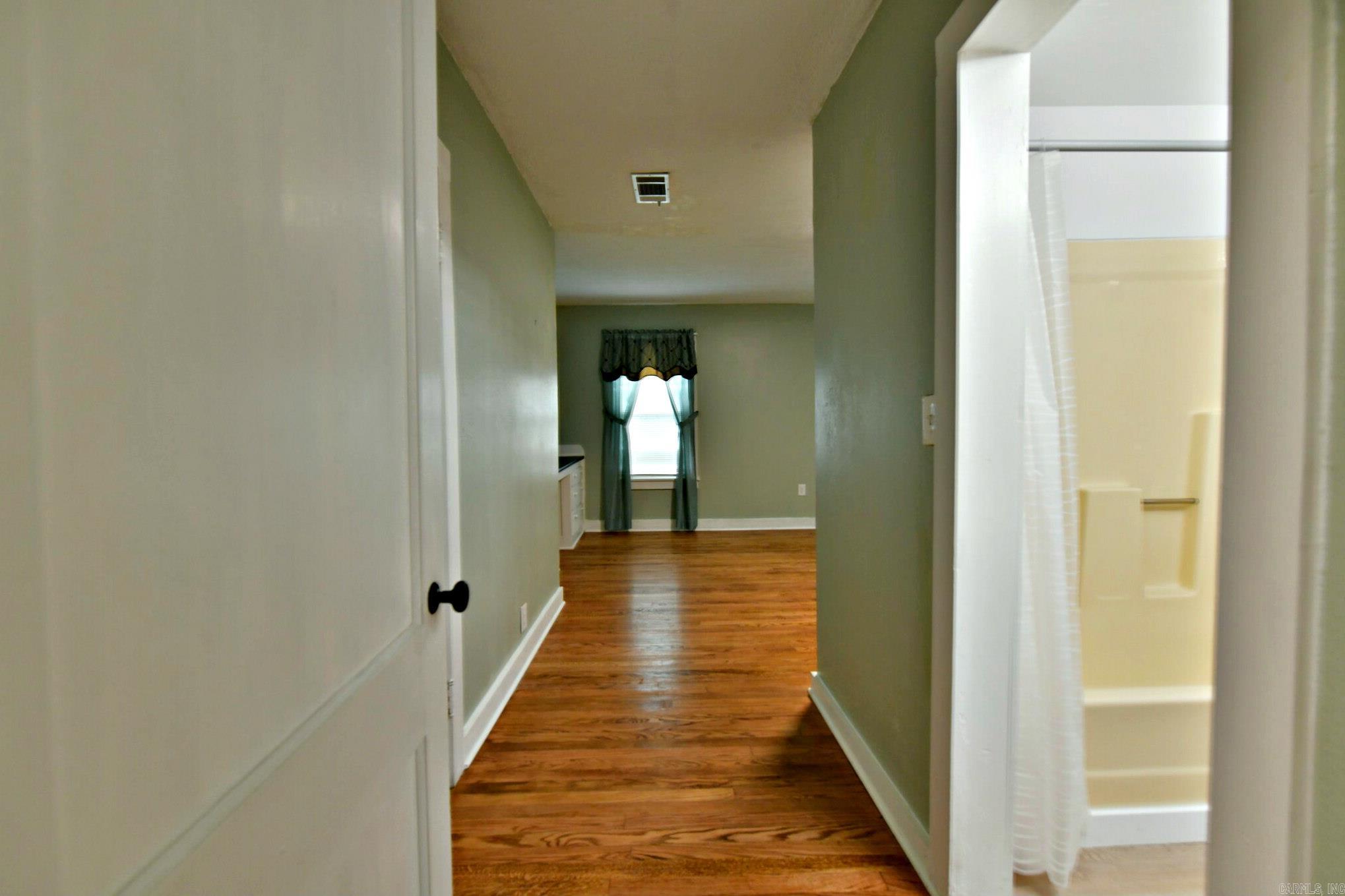 1311 Reeves Ave  Mena, AR