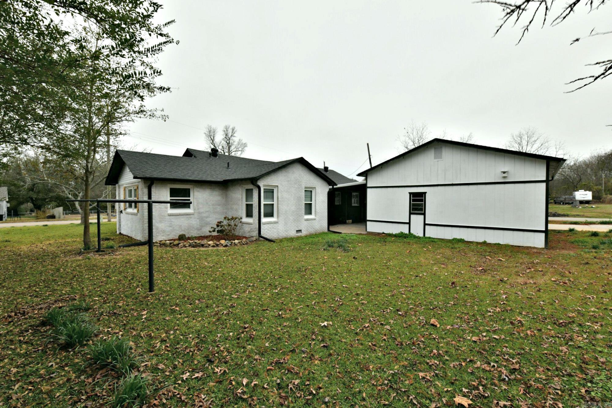 1311 Reeves Ave  Mena, AR