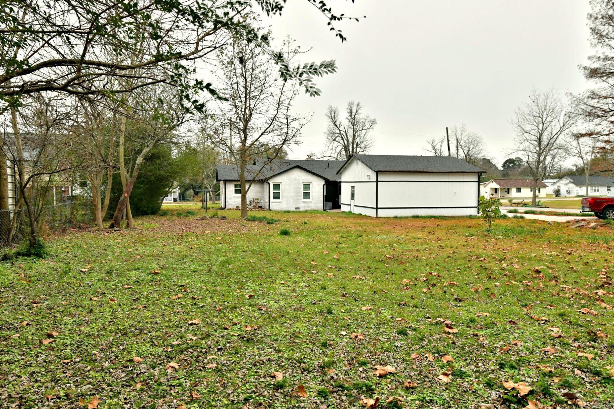 1311 Reeves Ave  Mena, AR