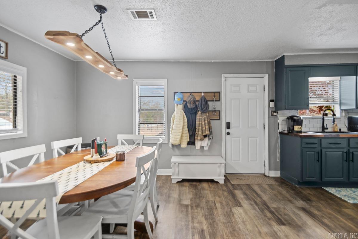 13515 Mail Route Road  Little Rock, AR