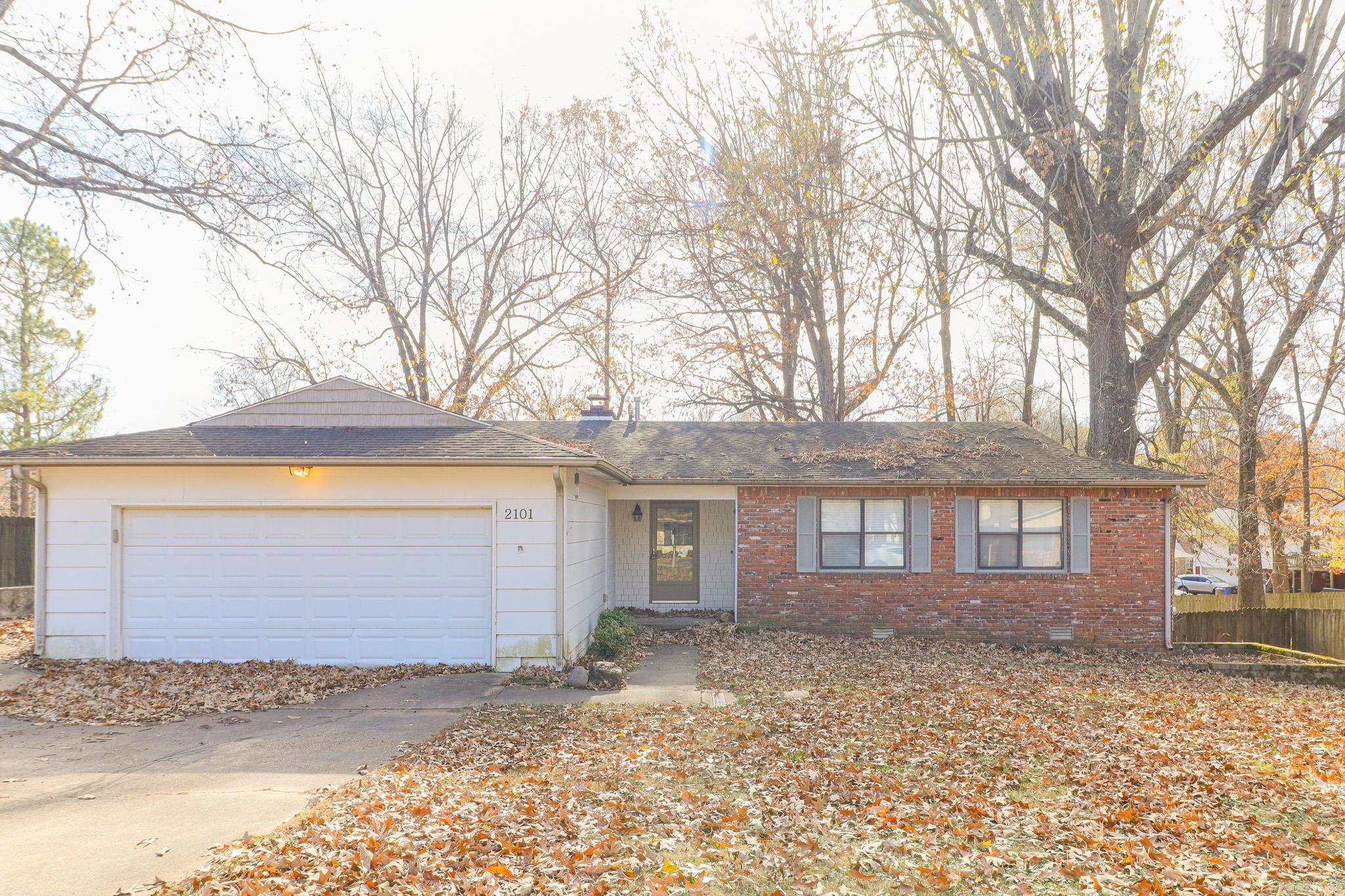 2101 Tanglewood Drive