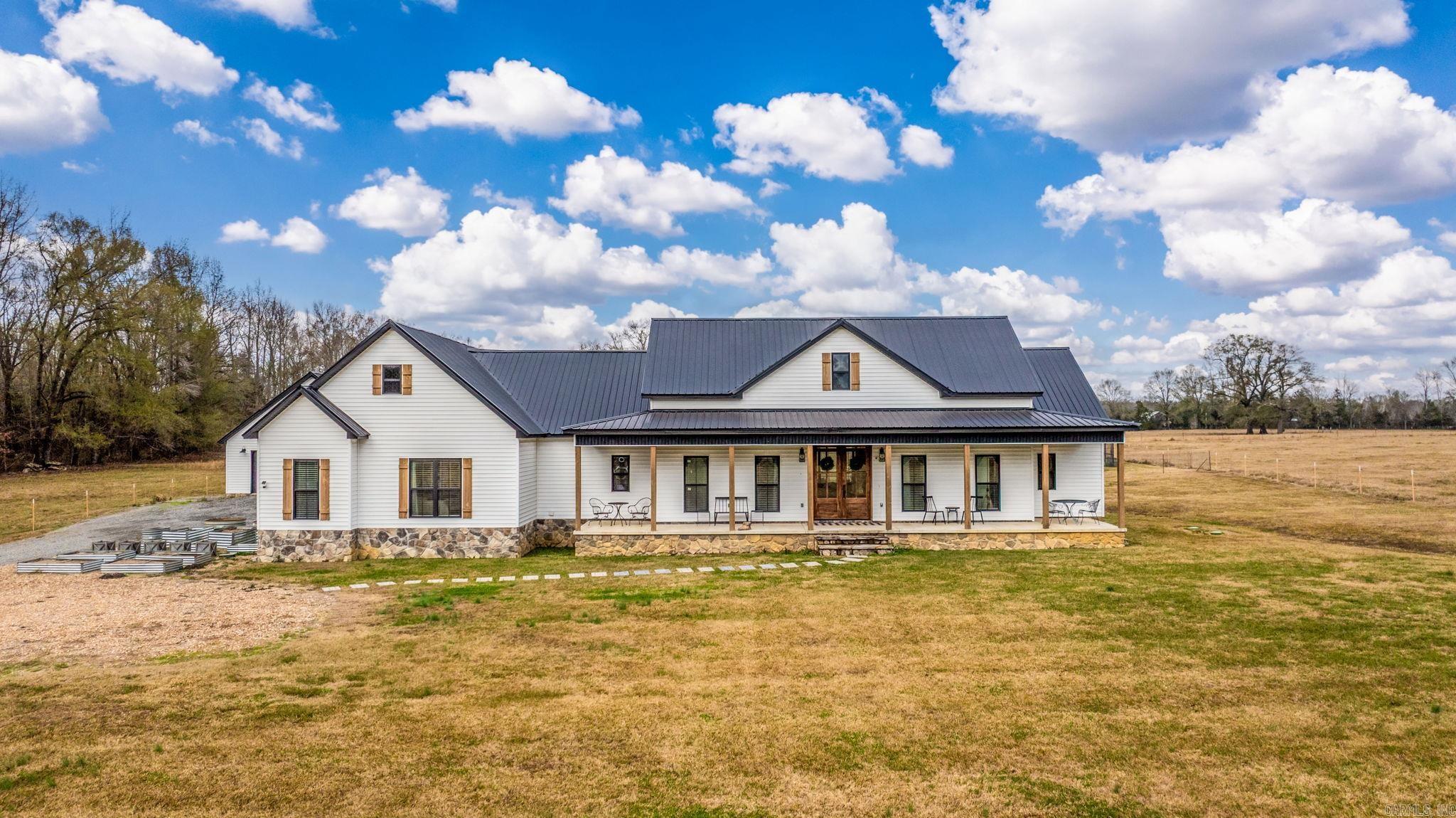 168 Burgess  Greenbrier, AR