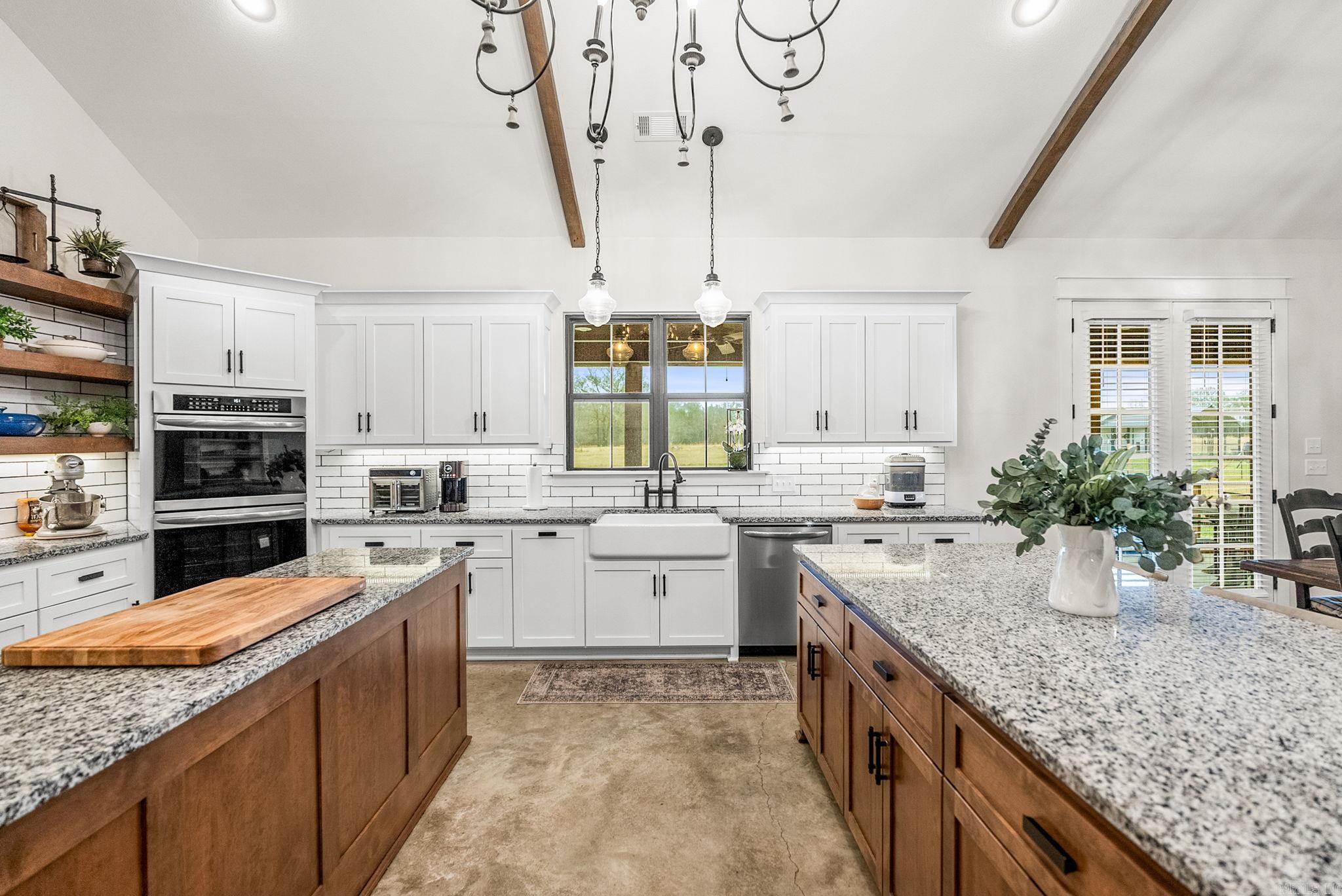 168 Burgess  Greenbrier, AR