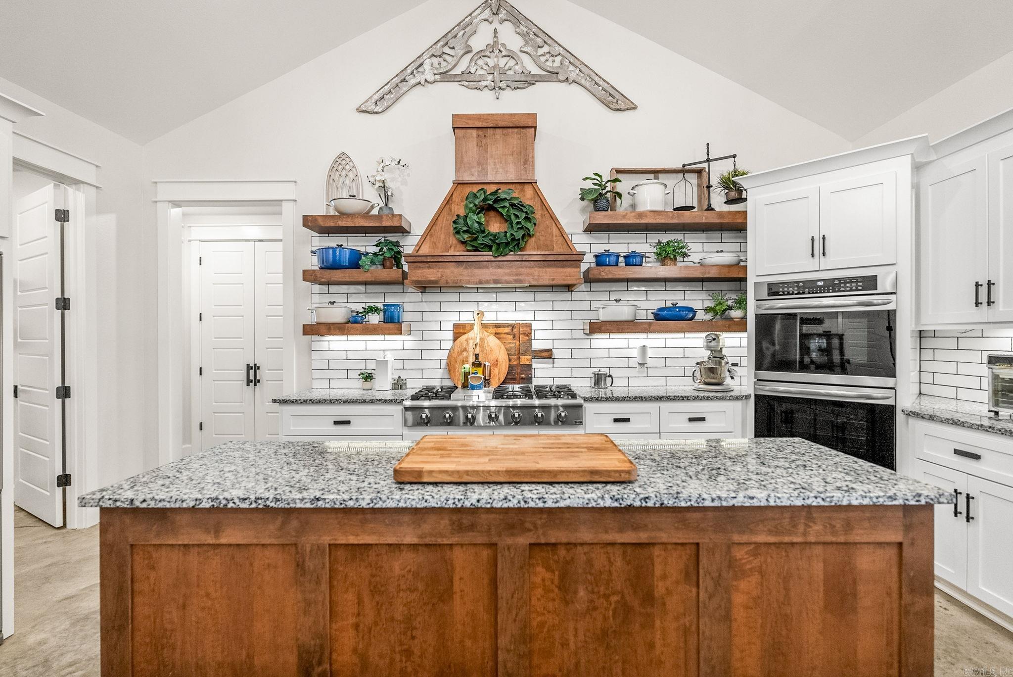 168 Burgess  Greenbrier, AR