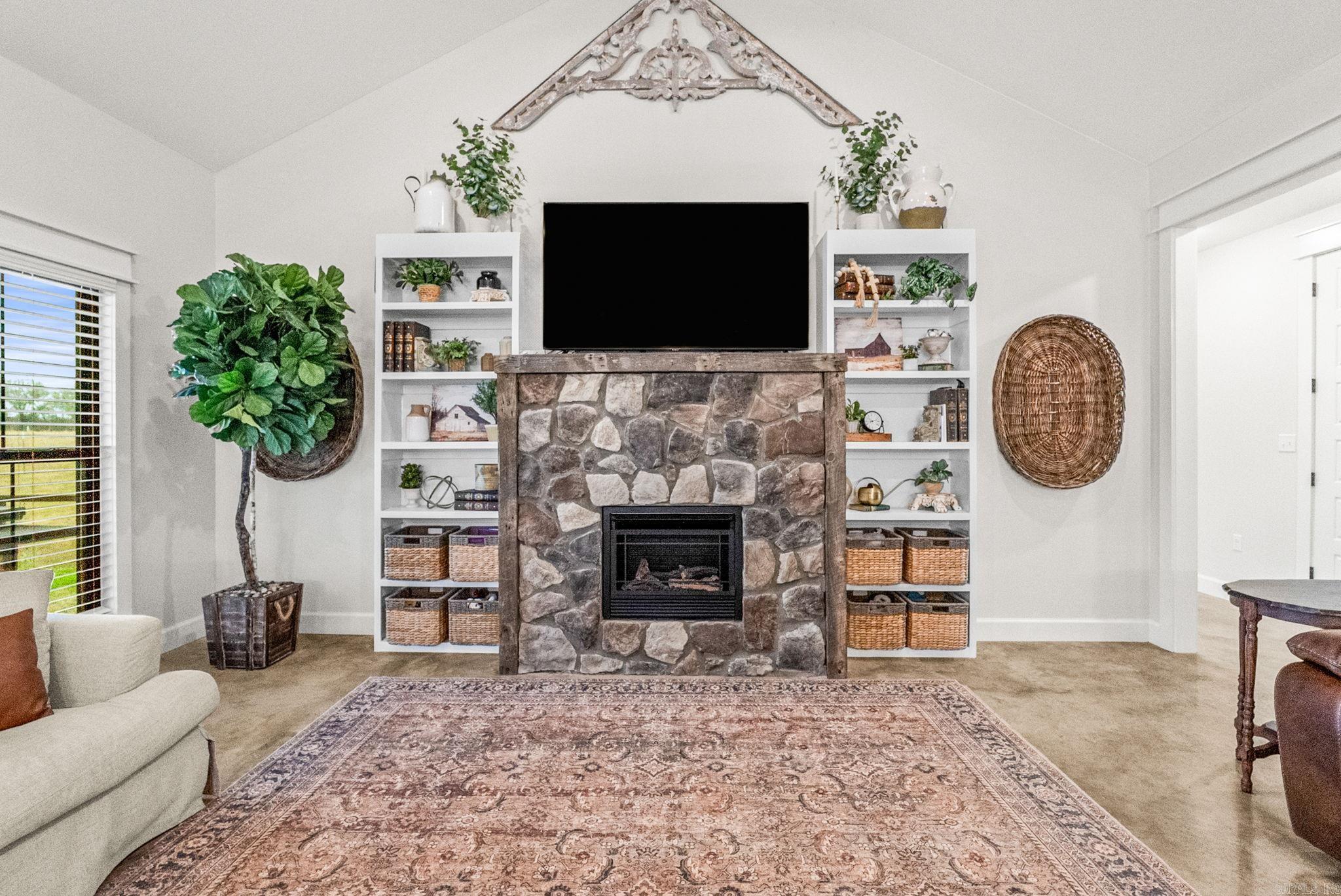 168 Burgess  Greenbrier, AR