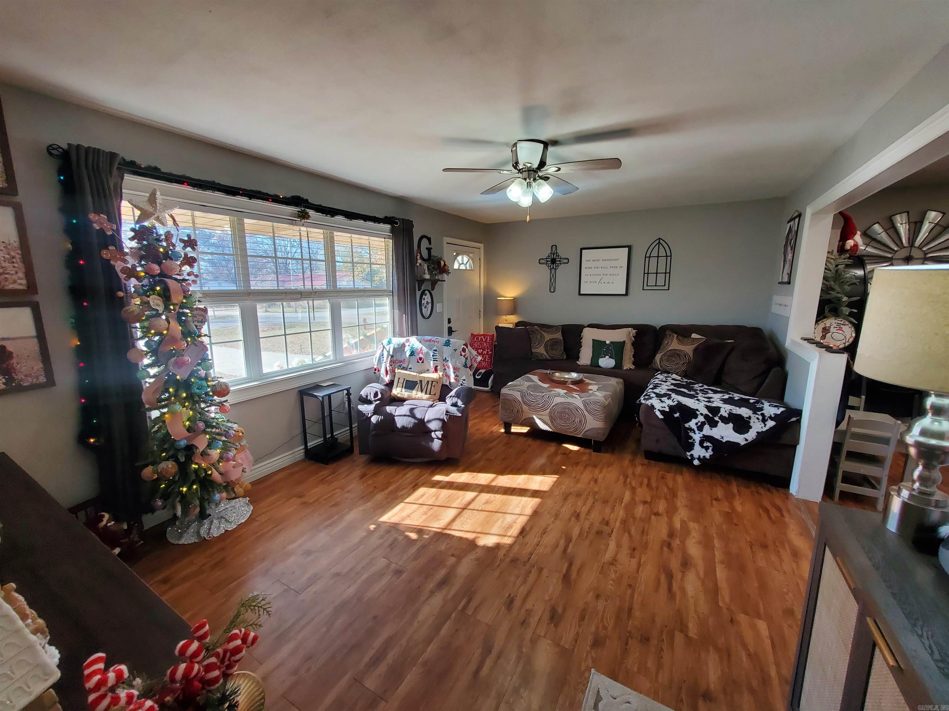 714 W 7th Street Rector, AR 72461