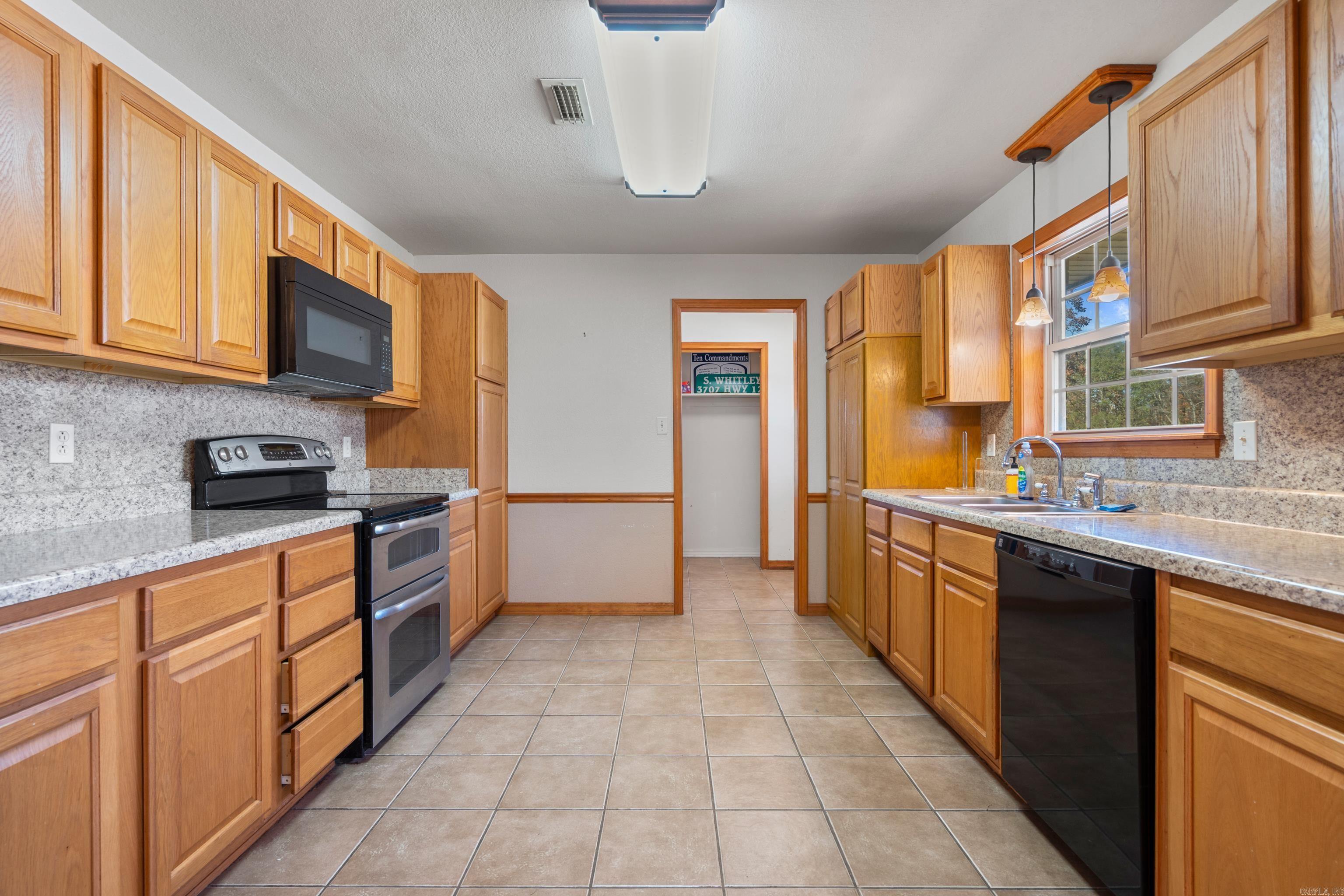 3707 Highway 128 Bismarck, AR 71929