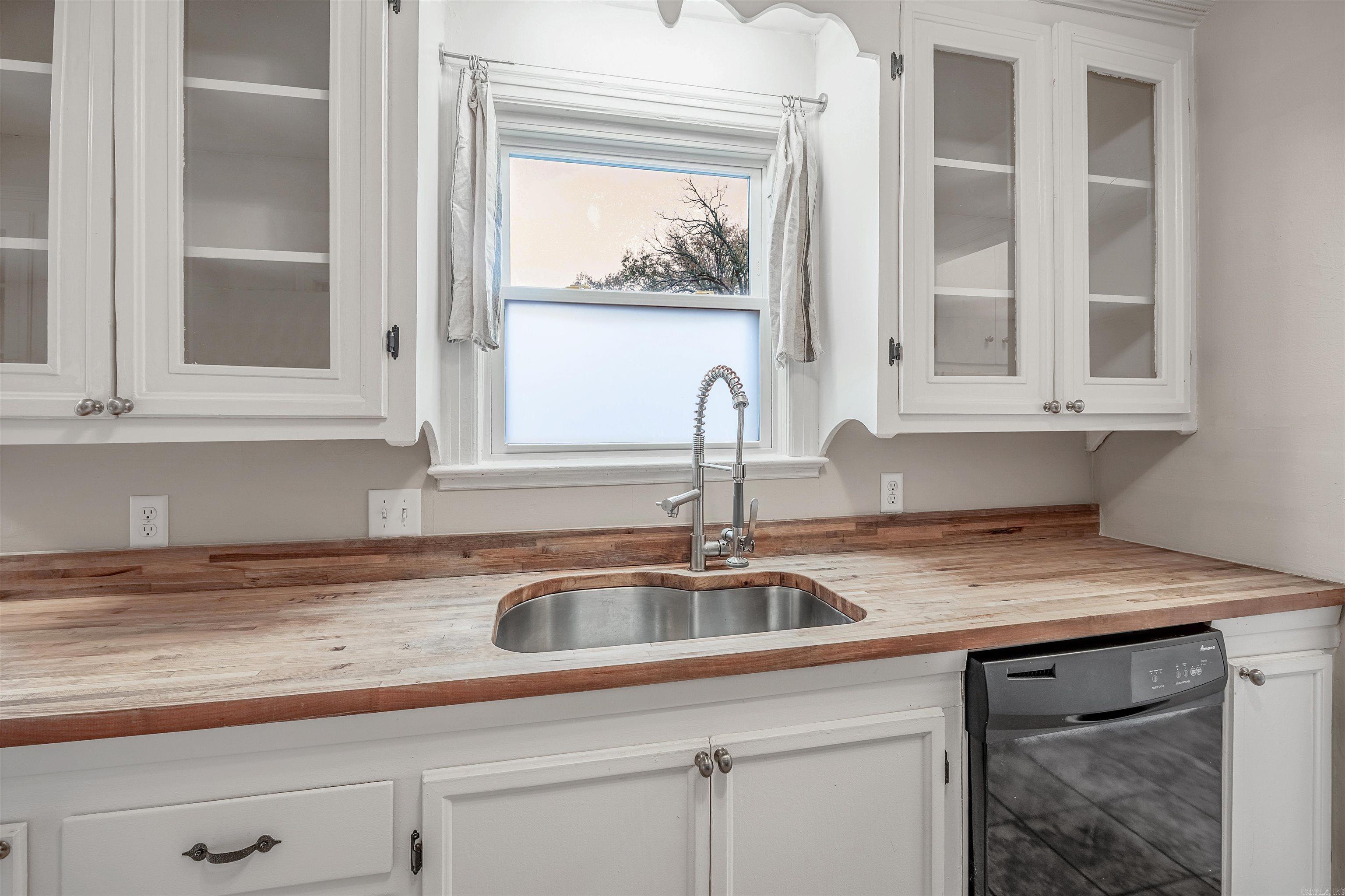 2601 Fair Park  Little Rock, AR