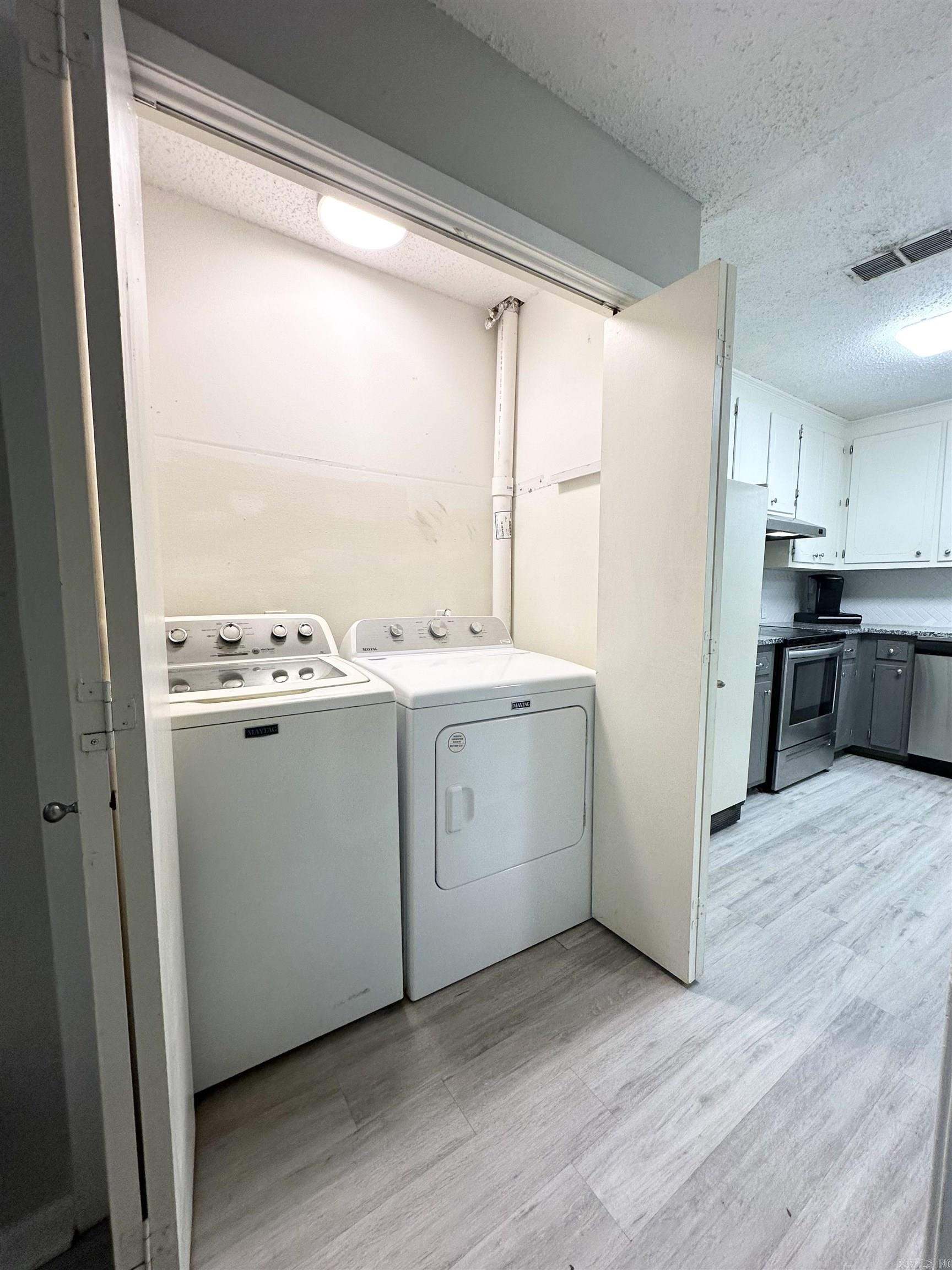 202 Whitefield Dr.  White Hall, AR