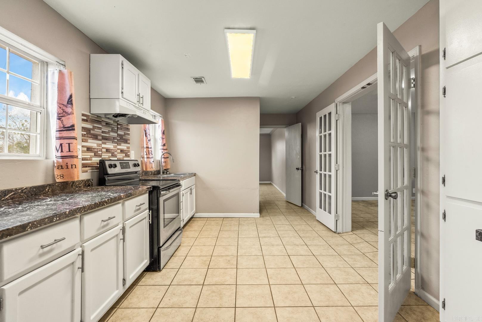 6 Crooked Creek  Conway, AR