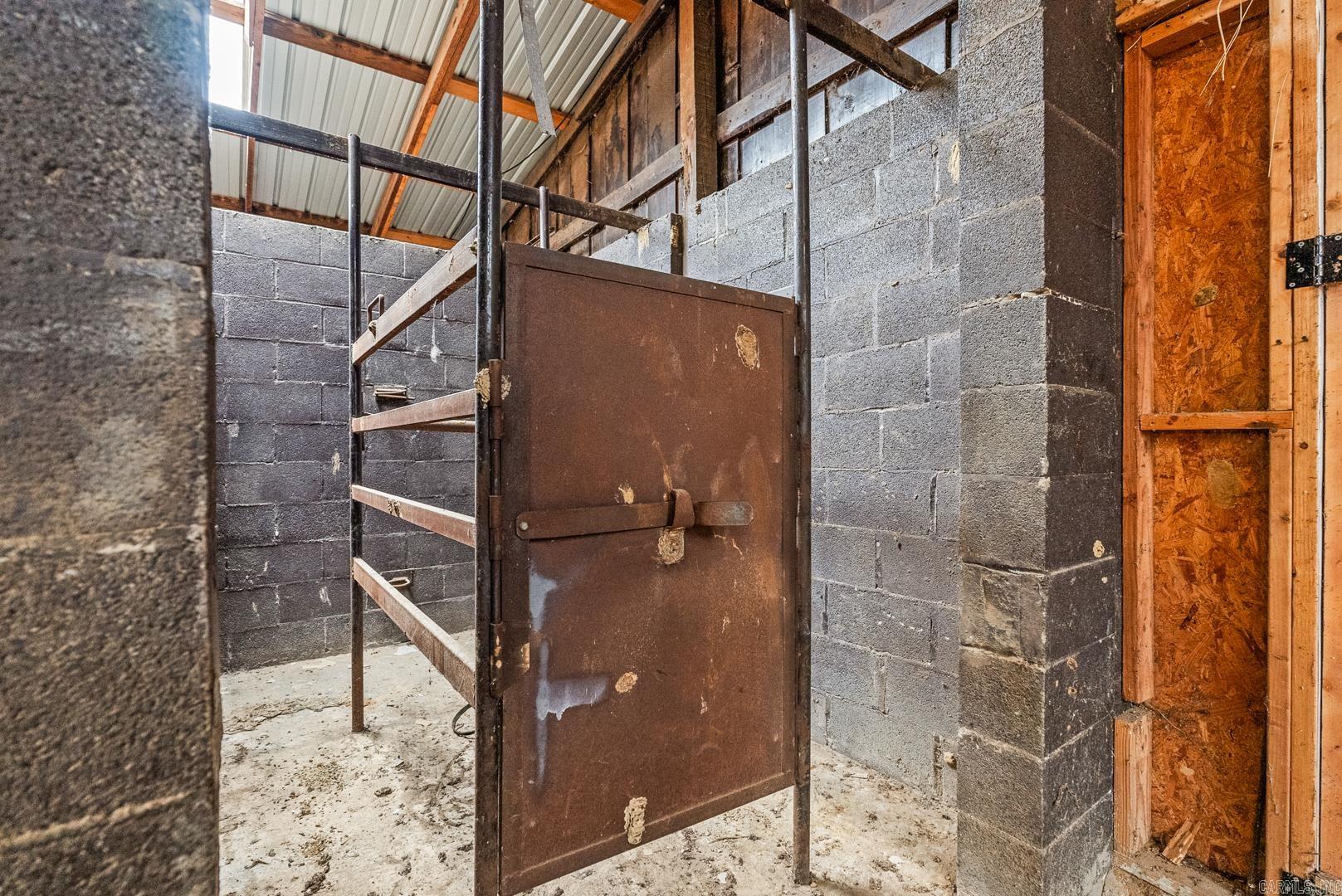 6 Crooked Creek  Conway, AR