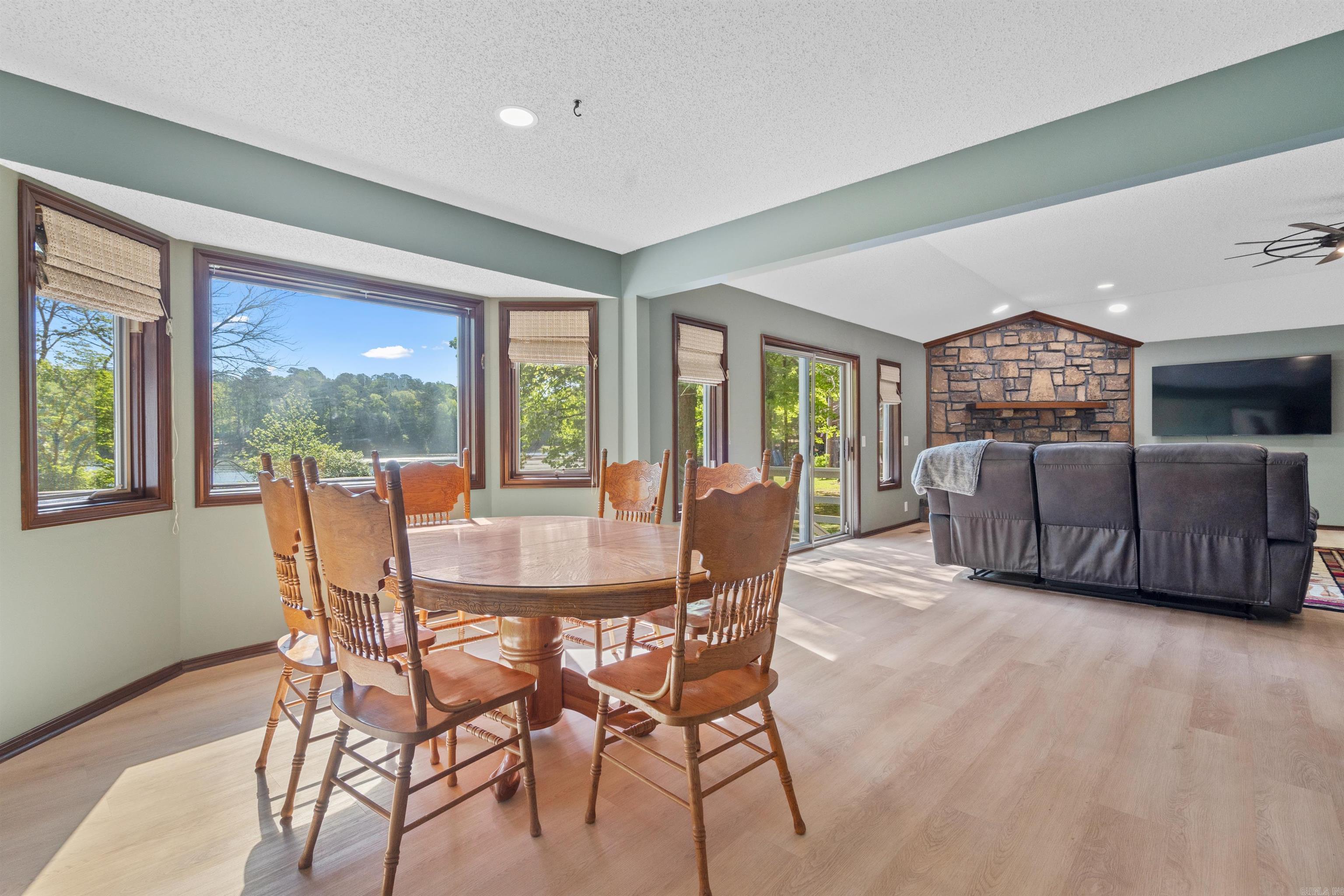 19 La Canada  Hot Springs Village, AR