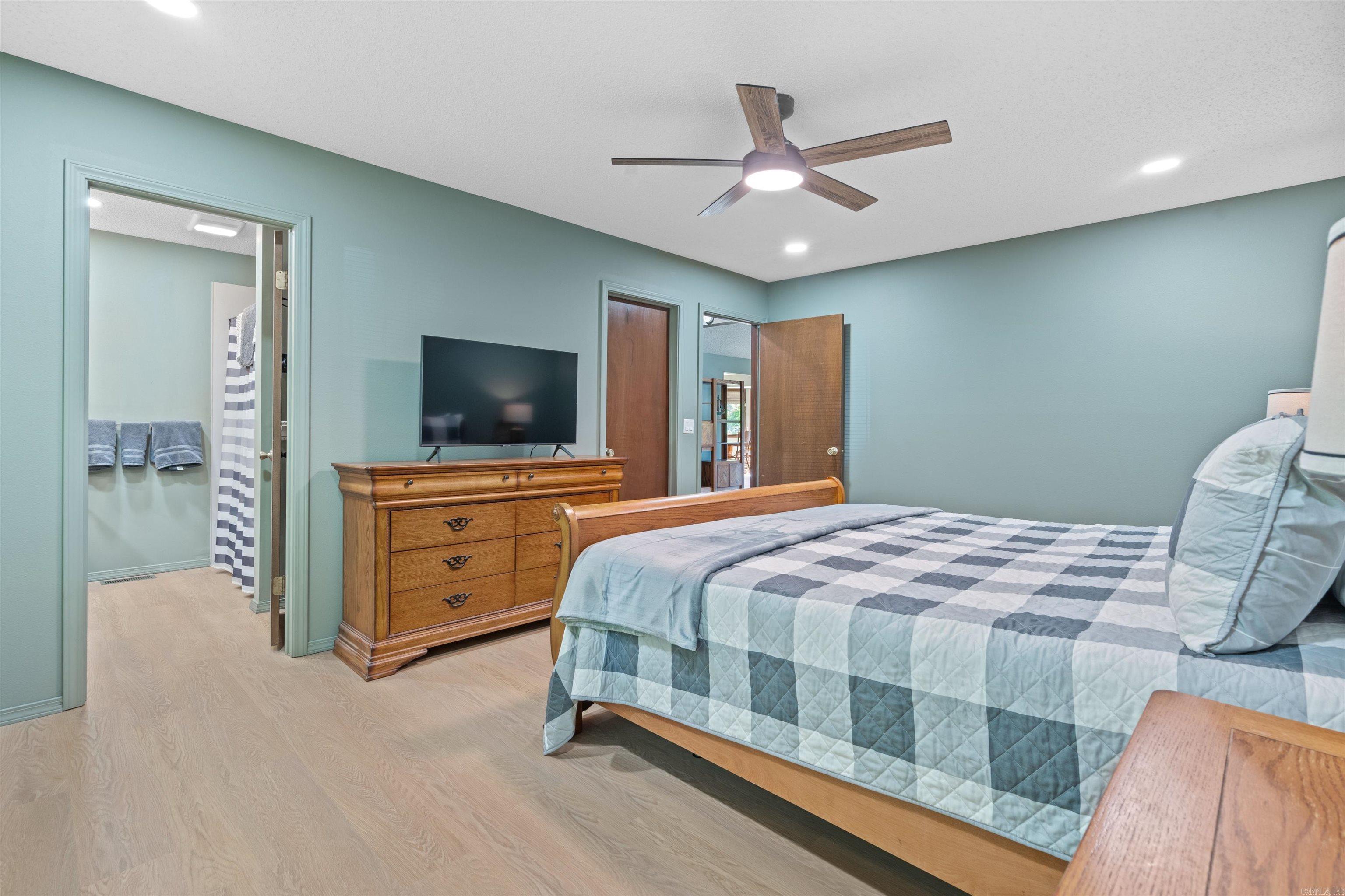 19 La Canada  Hot Springs Village, AR