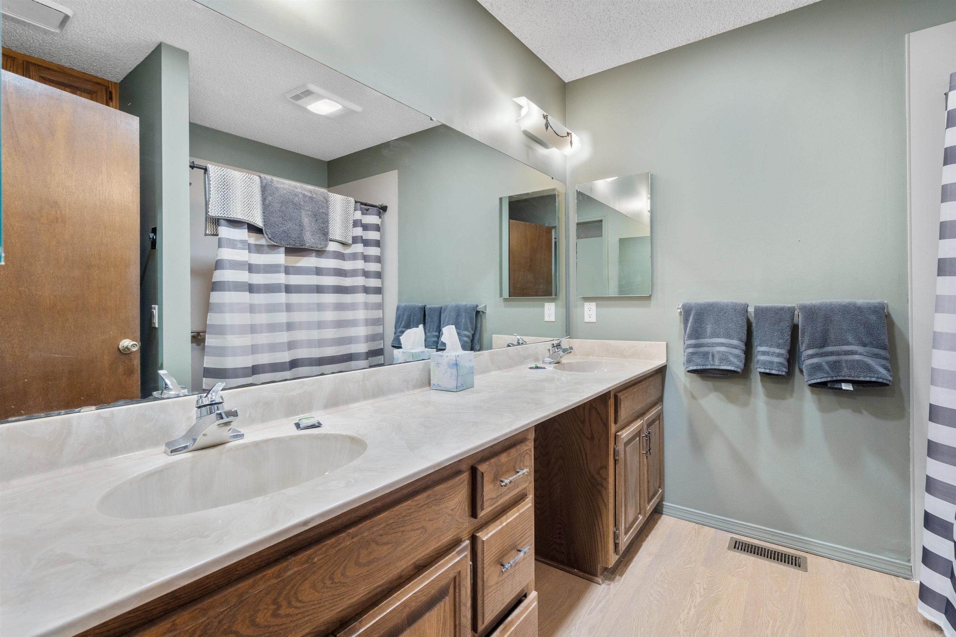 19 La Canada  Hot Springs Village, AR