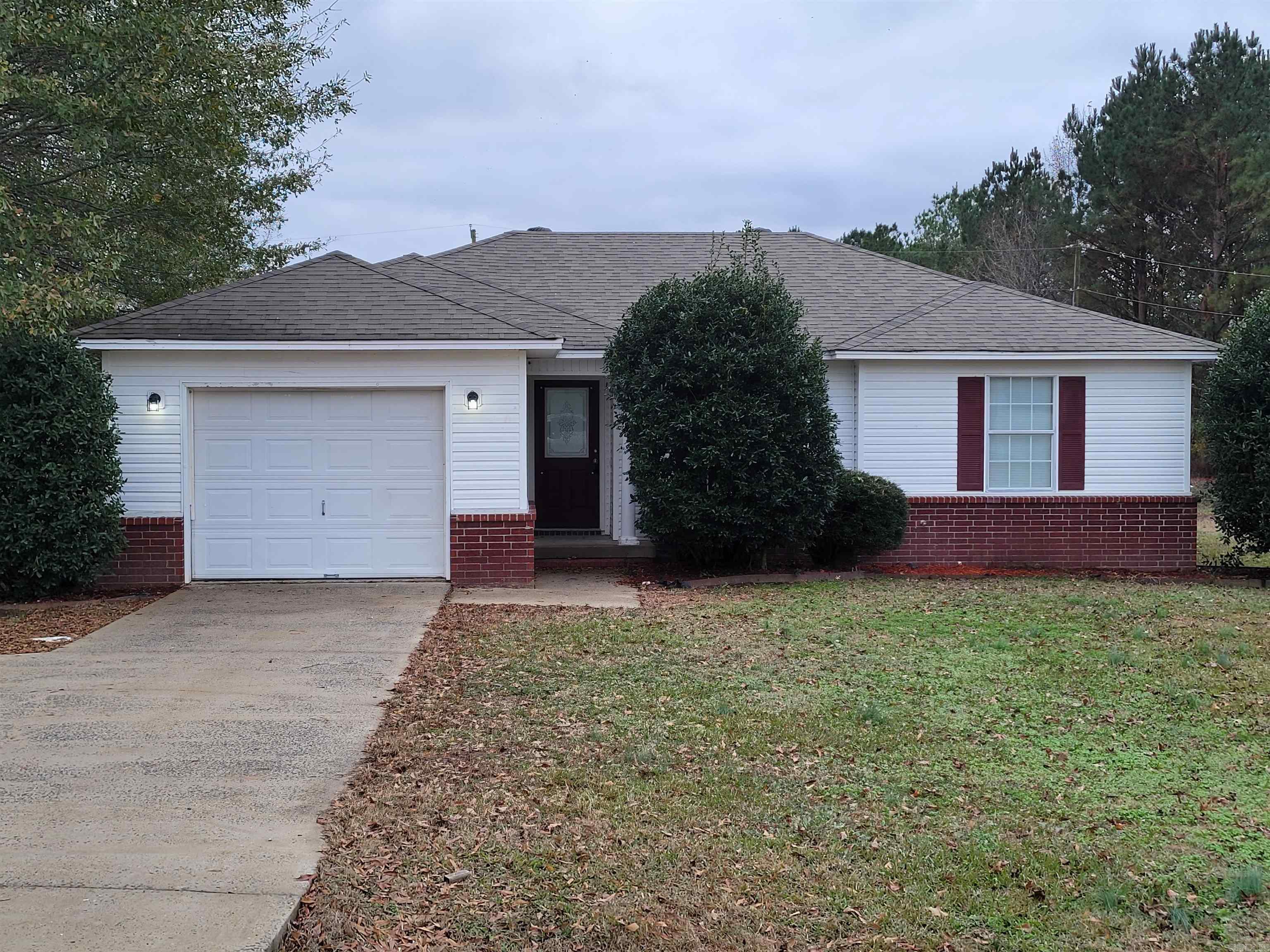 1811 Birchwood  Beebe, AR