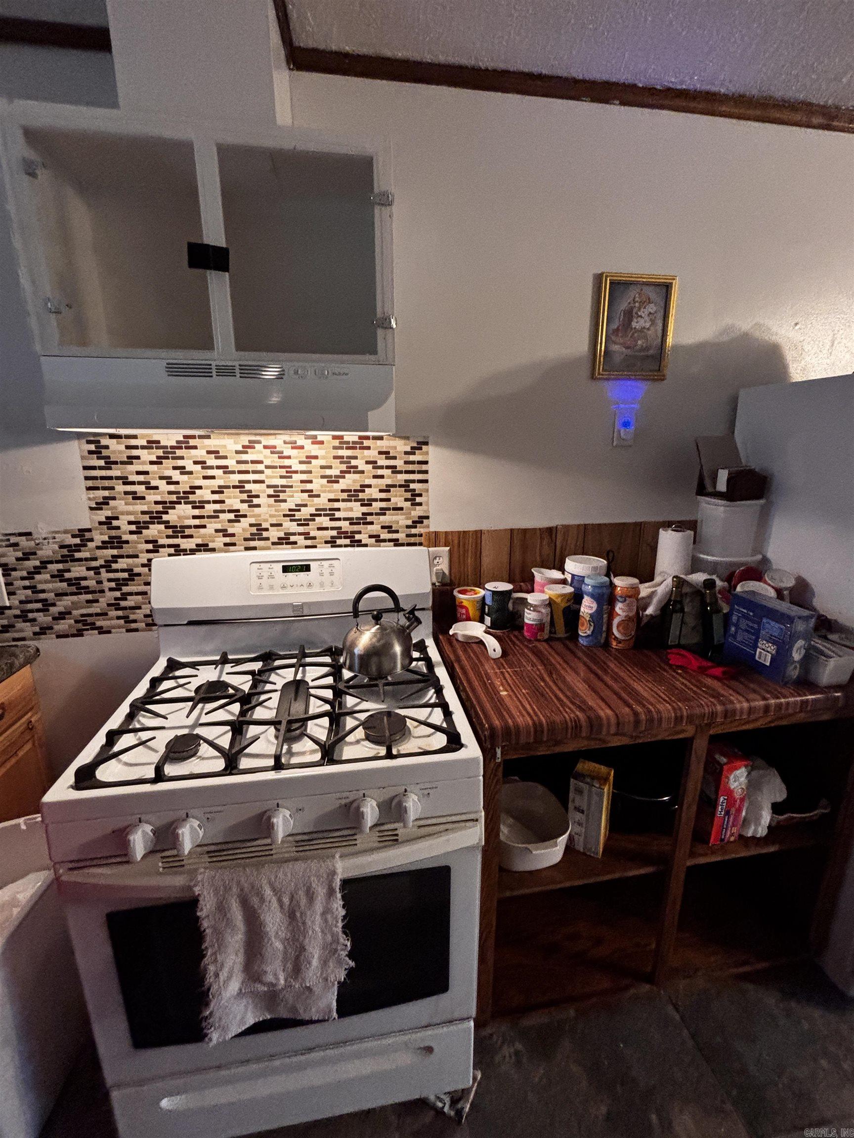 314 Yellowjacket Ln  Clinton, AR