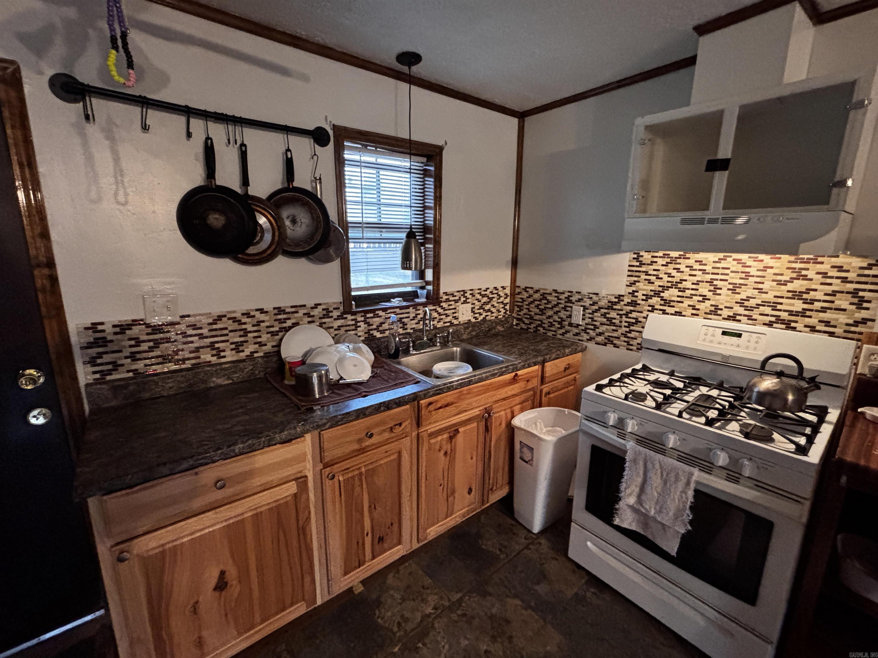 314 Yellowjacket Ln  Clinton, AR