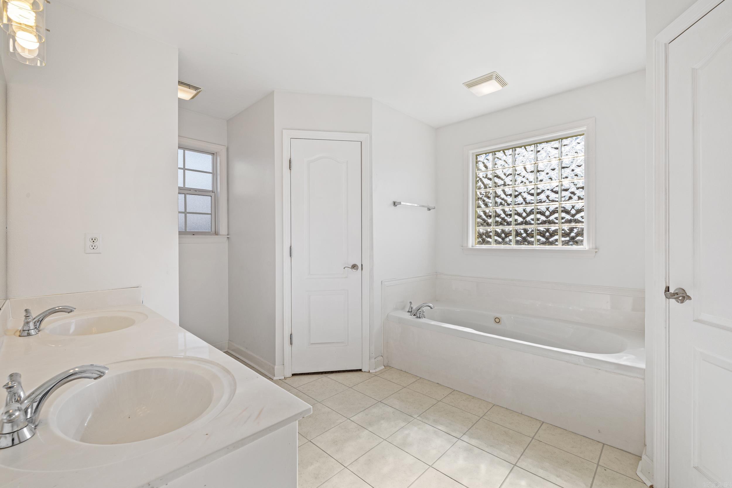 11 Willow Cove  Cabot, AR