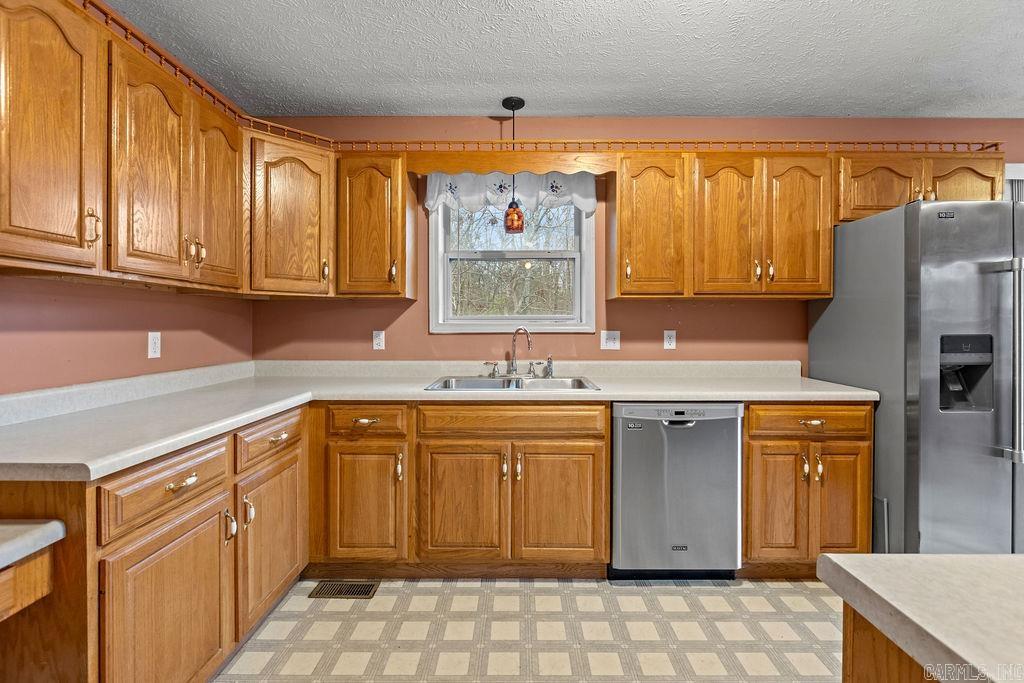 79 Hazel Drive  Mountain Home, AR