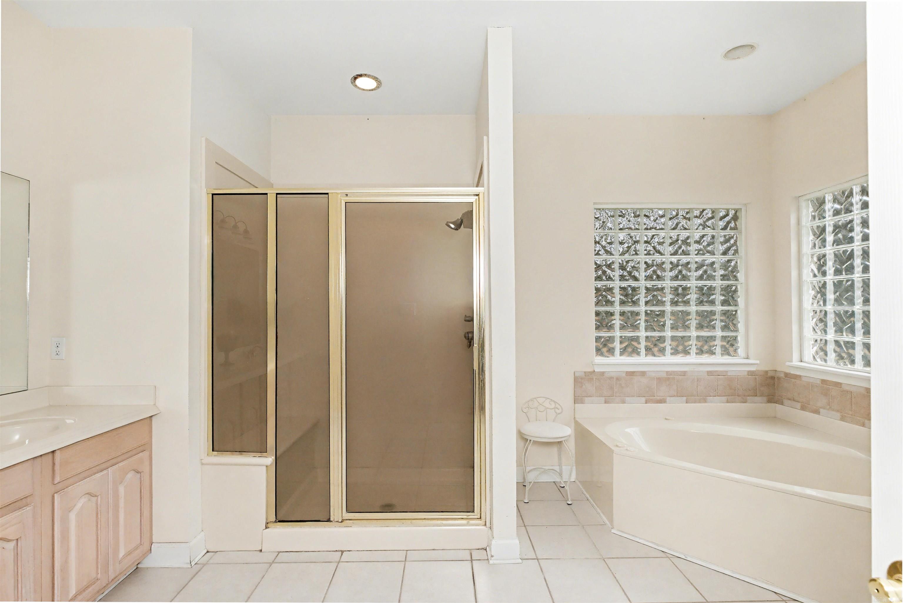 1002 W 73rd  Pine Bluff, AR