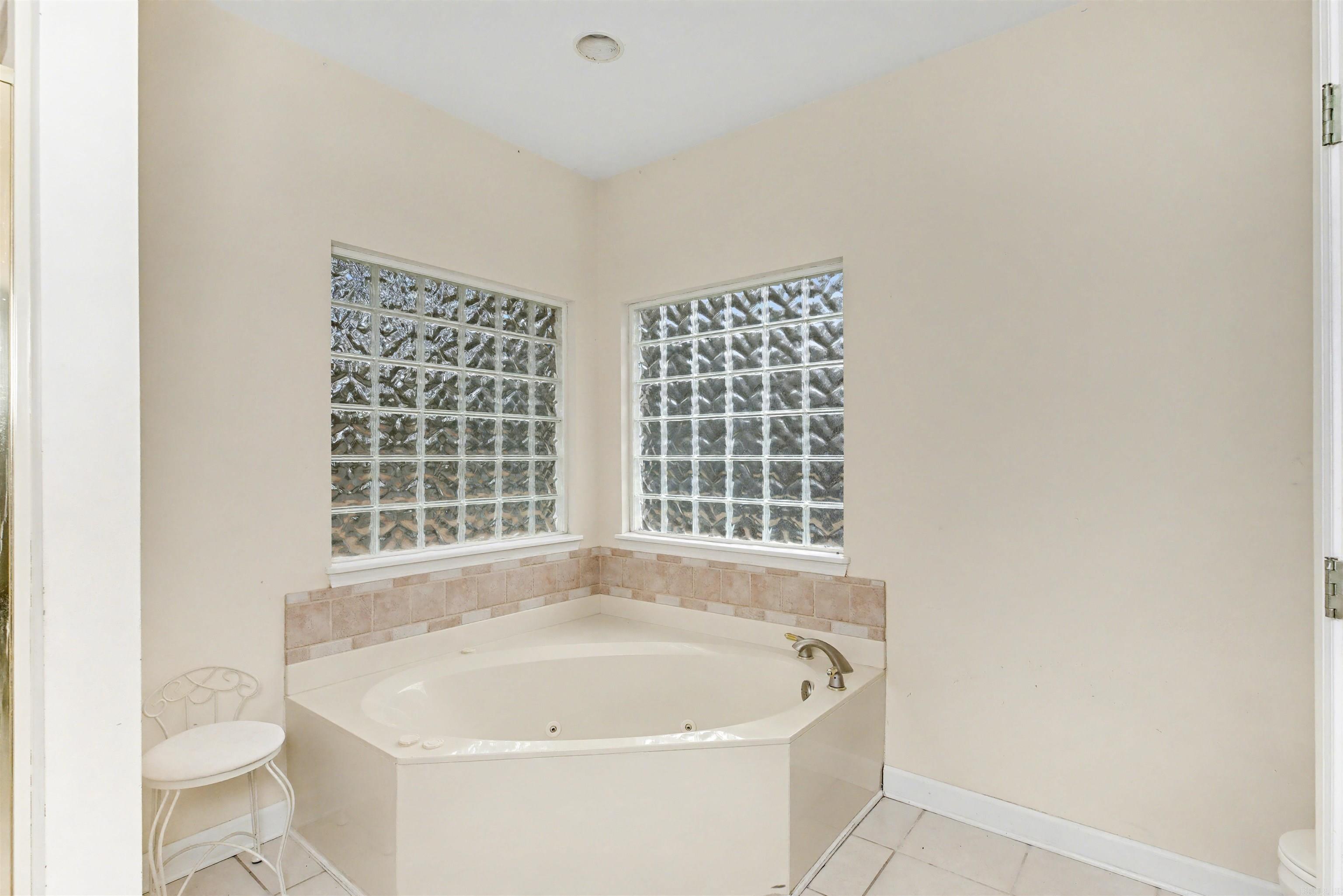 1002 W 73rd  Pine Bluff, AR