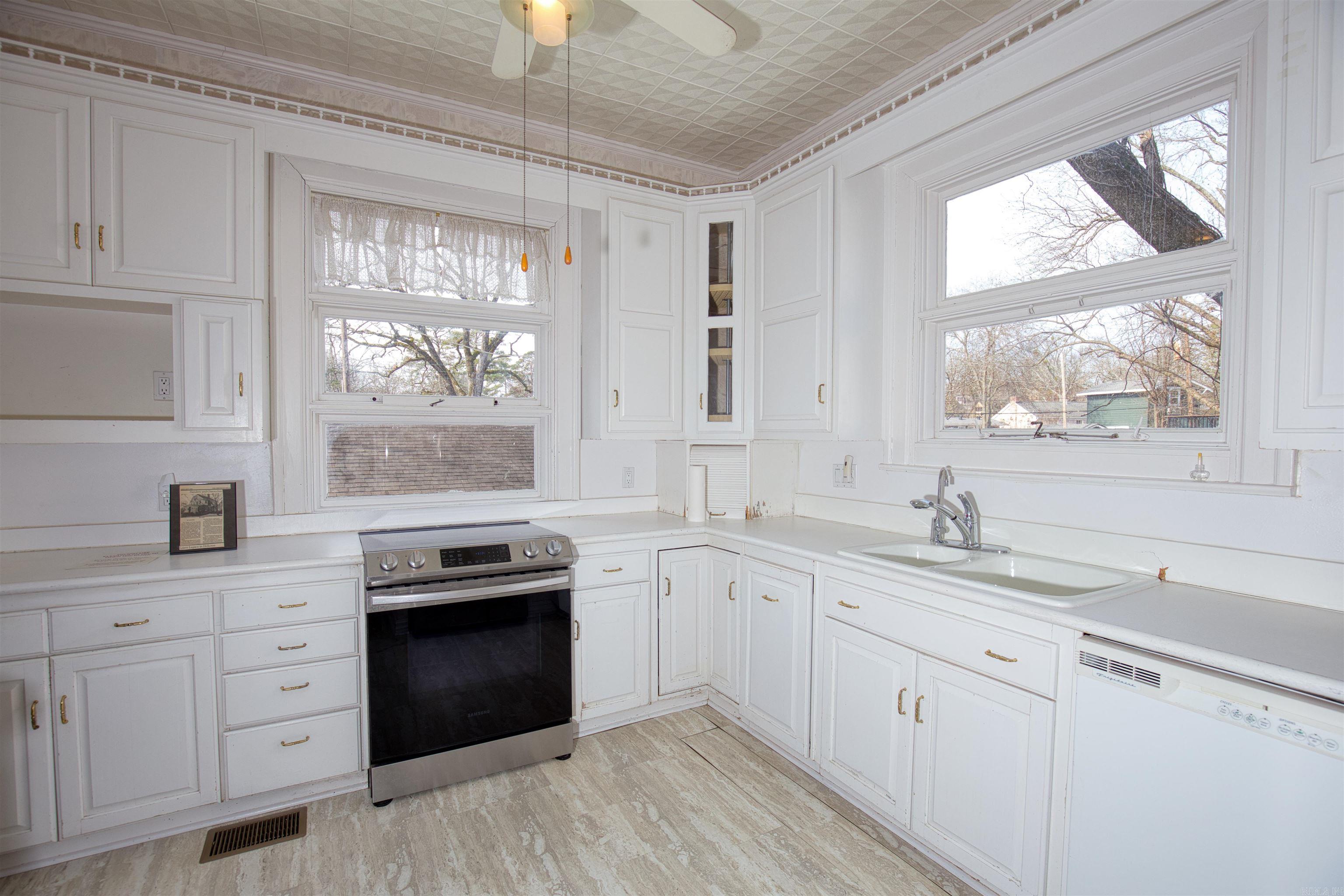 400 Fairfax Dr  Little Rock, AR