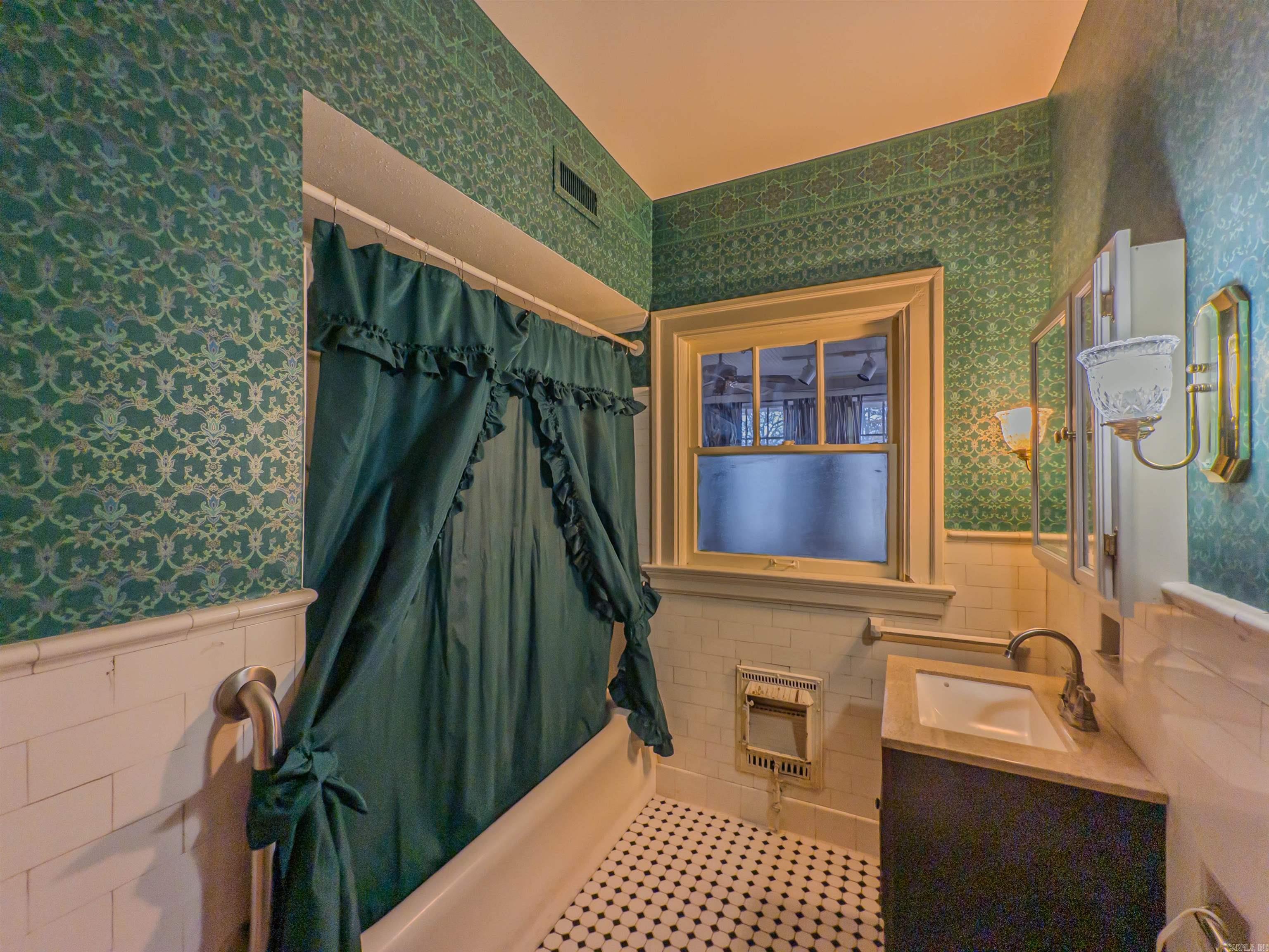 400 Fairfax Dr  Little Rock, AR