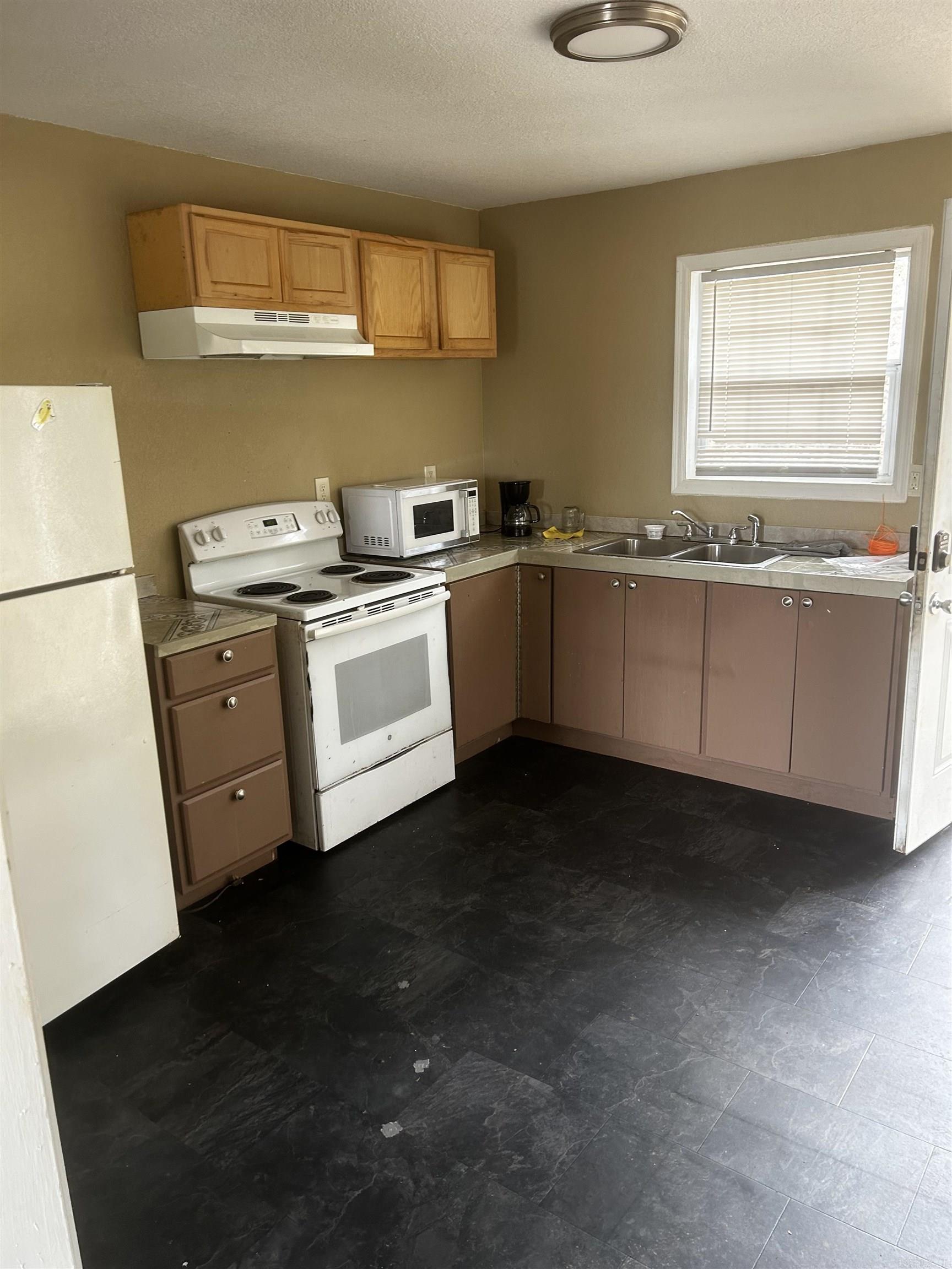 2706 Martin Luther King Dr  Little Rock, AR