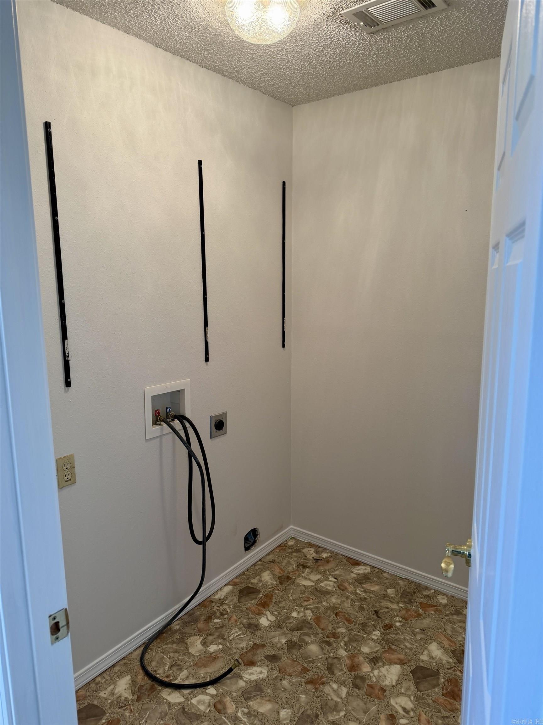 14 Lakeview Cir  Clarksville, AR