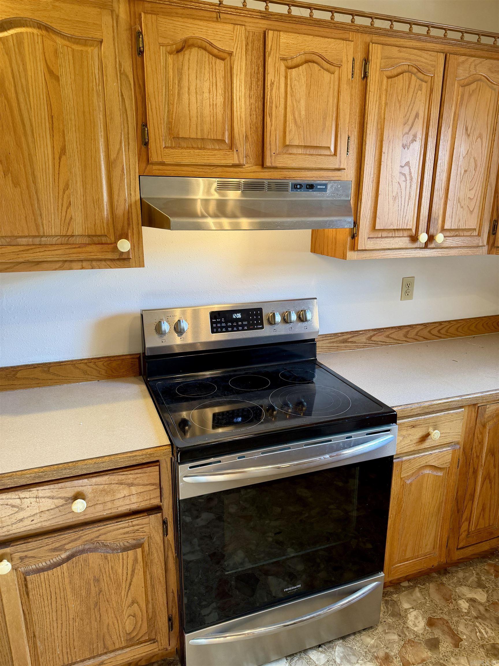 14 Lakeview Cir  Clarksville, AR