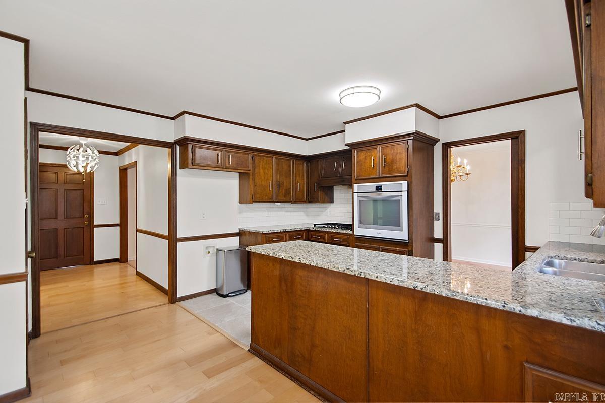 8714 Boulder Lane Little Rock, AR 72227