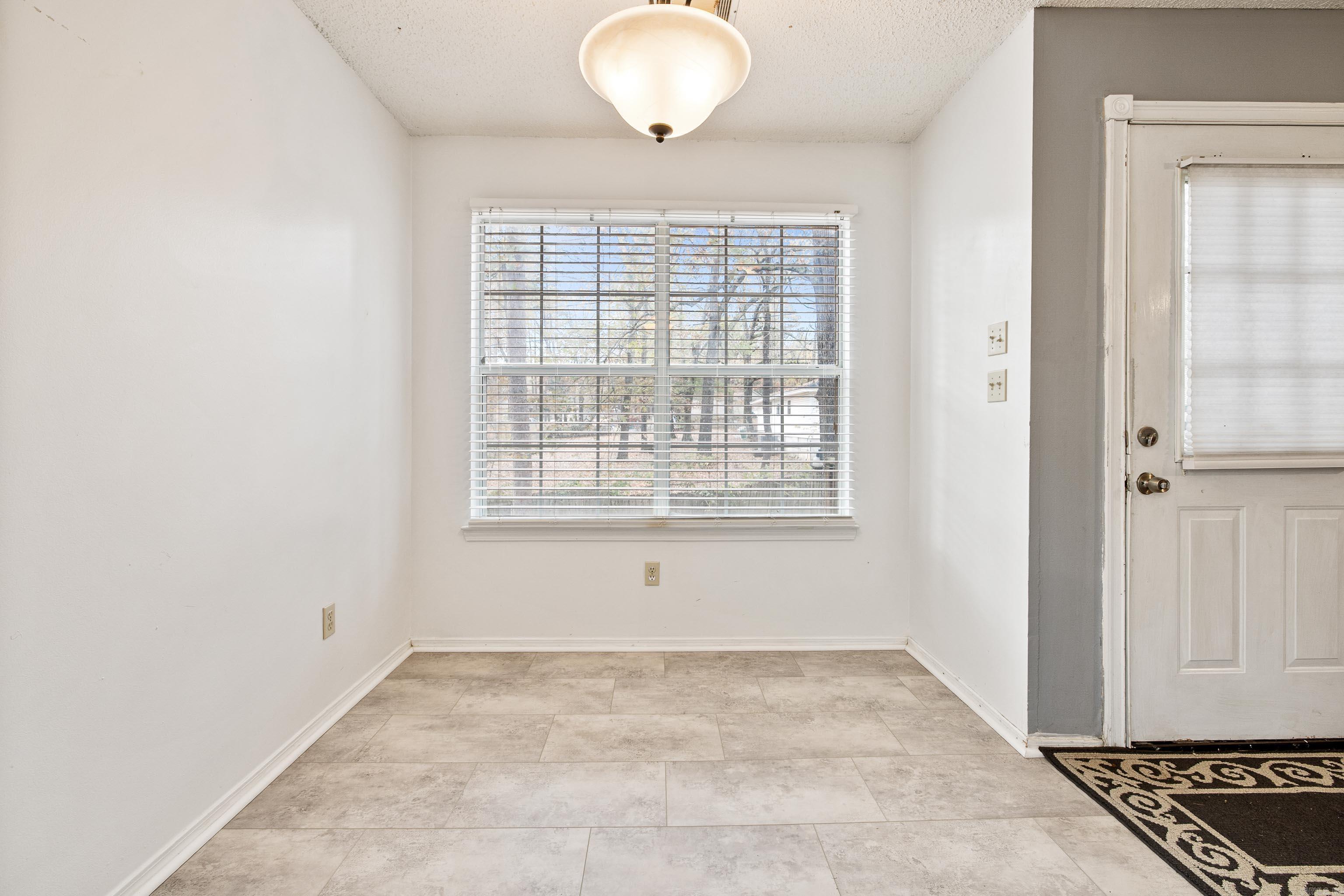 2204 Singleton Cove Little Rock, AR 72204