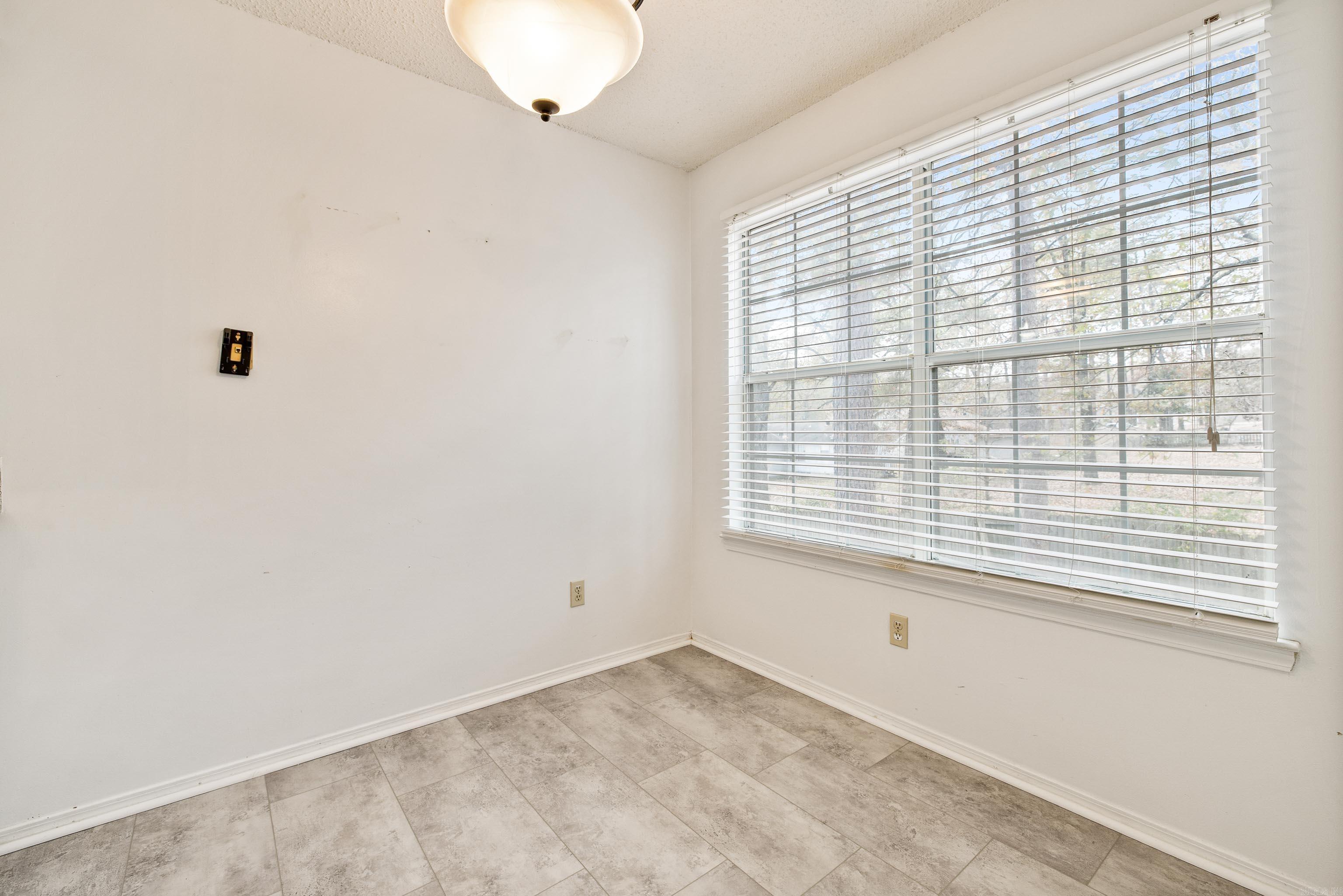 2204 Singleton Cove Little Rock, AR 72204