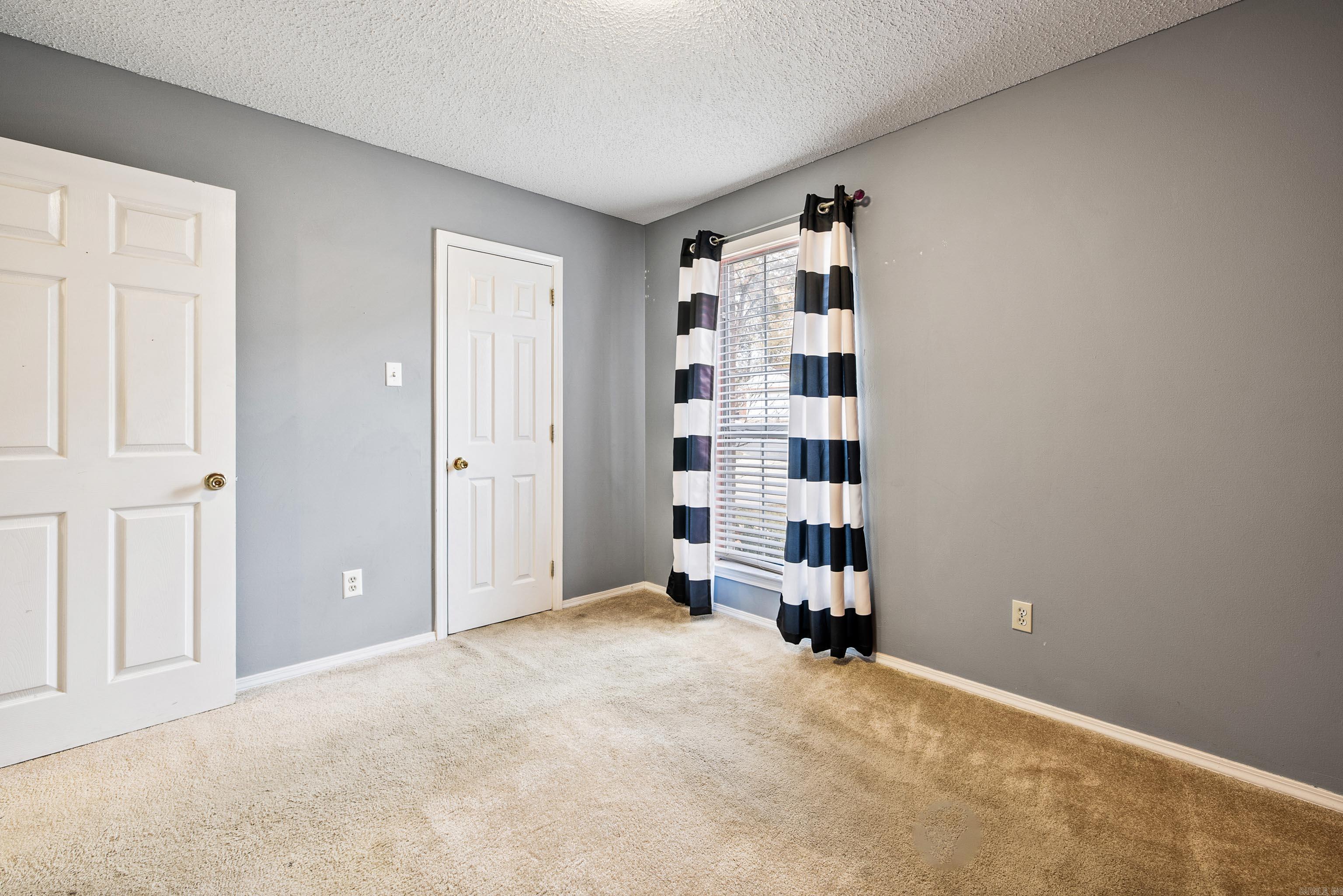 2204 Singleton Cove Little Rock, AR 72204