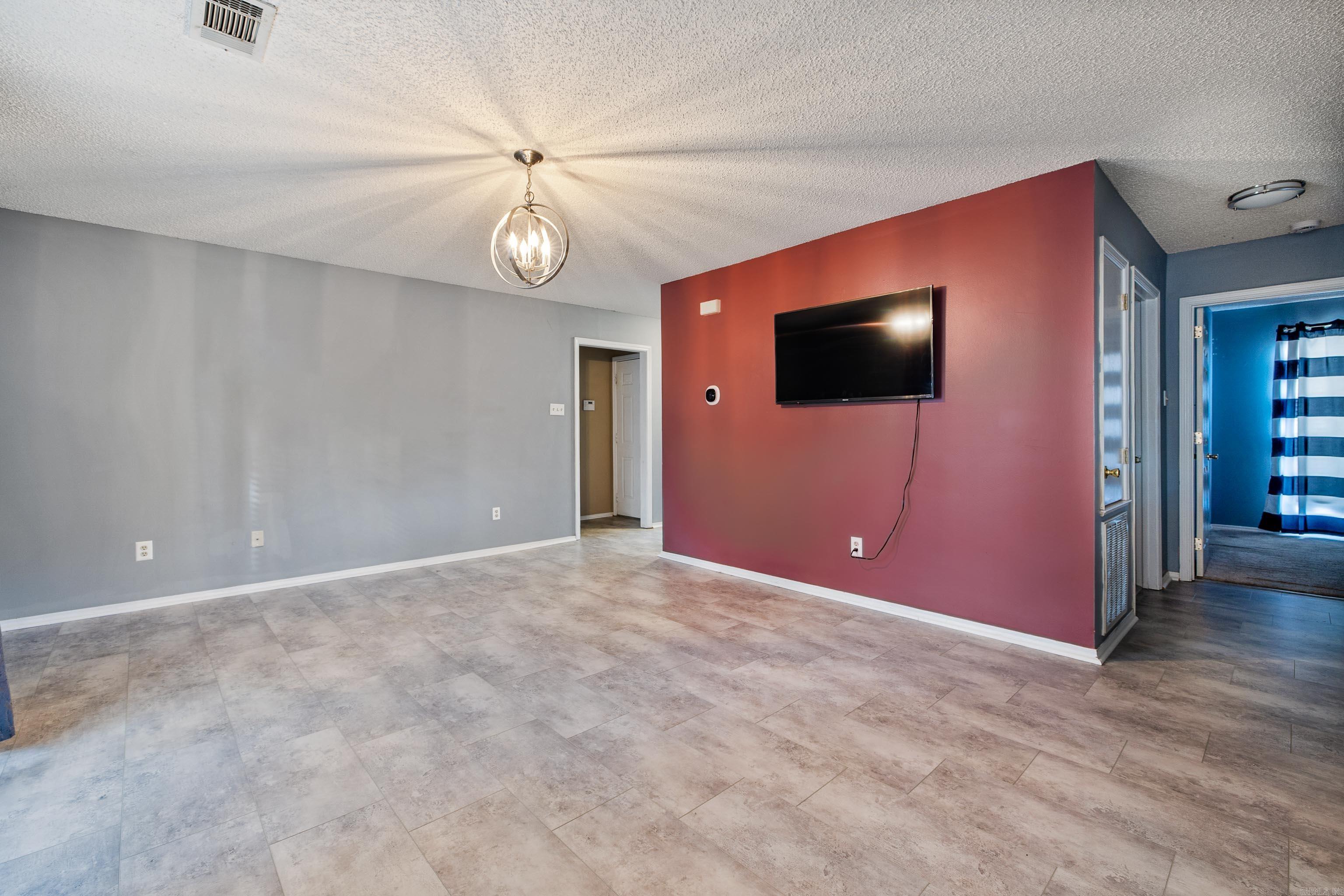 2204 Singleton Cove Little Rock, AR 72204