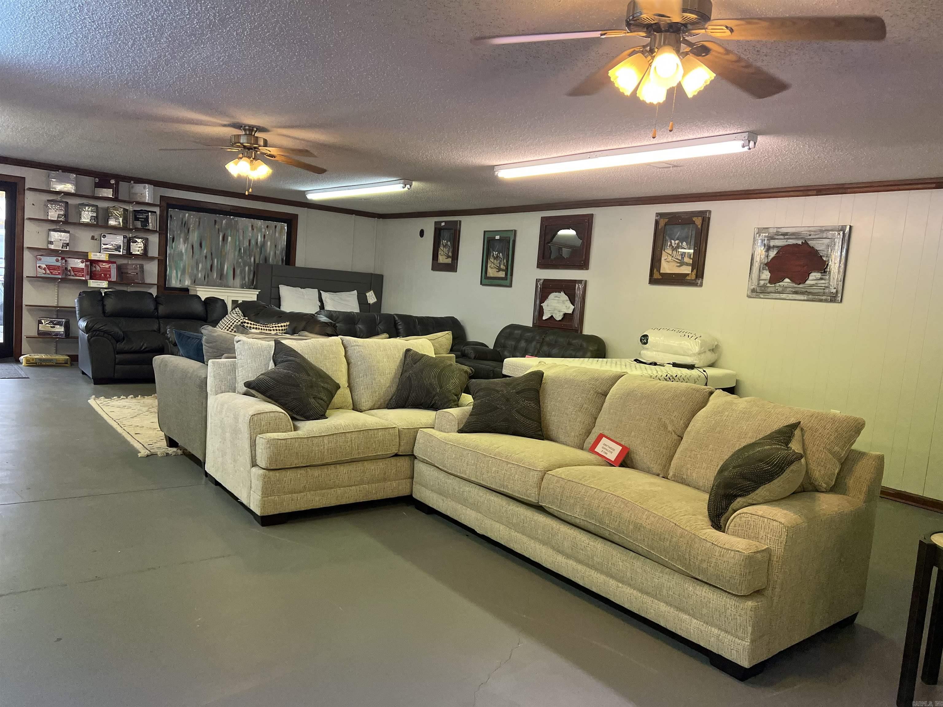 502 Greenwood Ave  Lepanto, AR